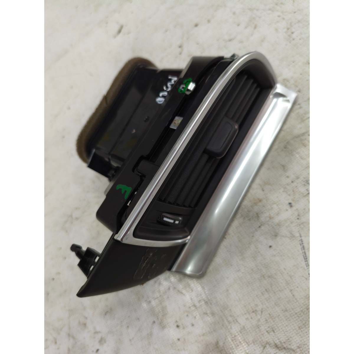 Difusor Ar Esq Porsche Macan 15 A 18 95B857189H - Imagem 3