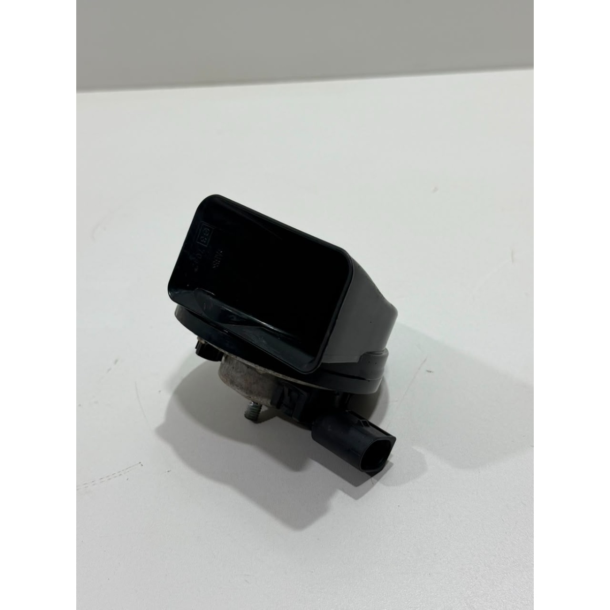 Buzina Caracol Vw Polo Track 2019 A 2024 Original 2q0951221 - Imagem 2