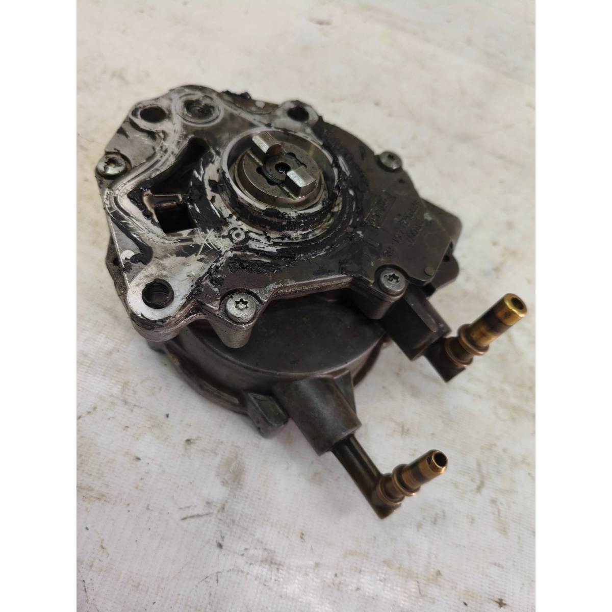 Bomba Vacuo Discovery 4 5 Rr Sport 3.0 V6 Ck5Q2A451Ac Mf - Imagem 3