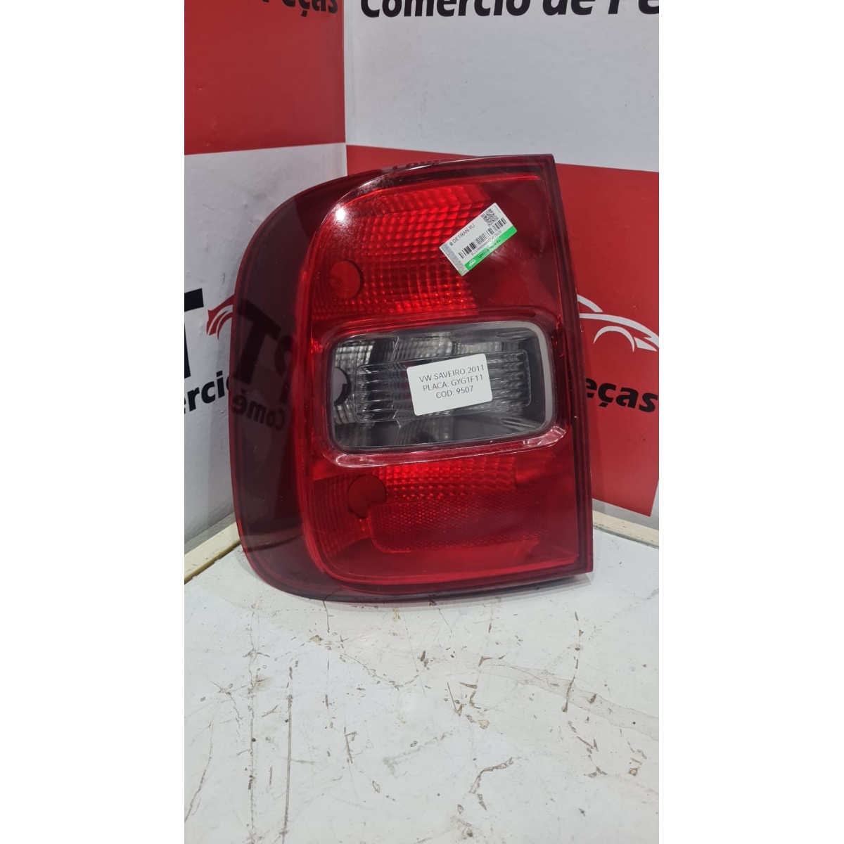 Lanterna Esquerda Vw Saveiro G5 G6 G7 G8 - Imagem 1