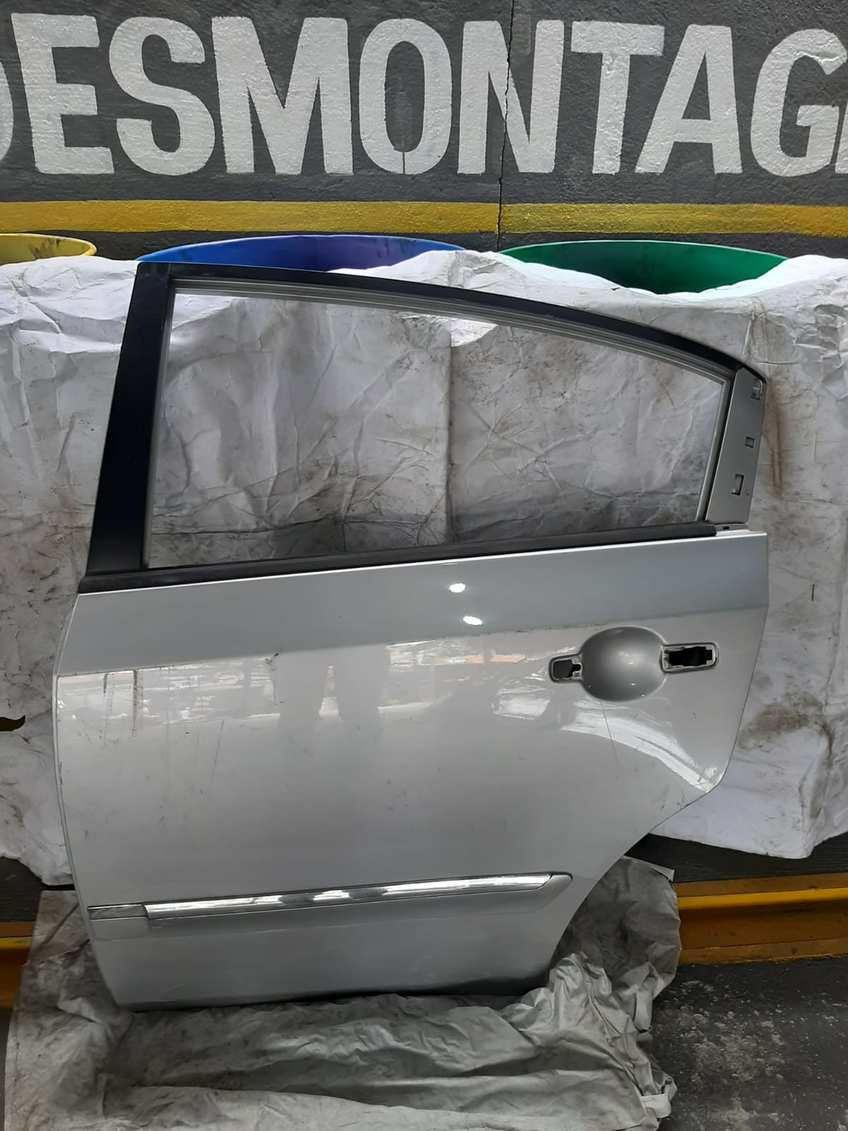 PORTA TRAS SENTRA 07/12 LE PRATA
