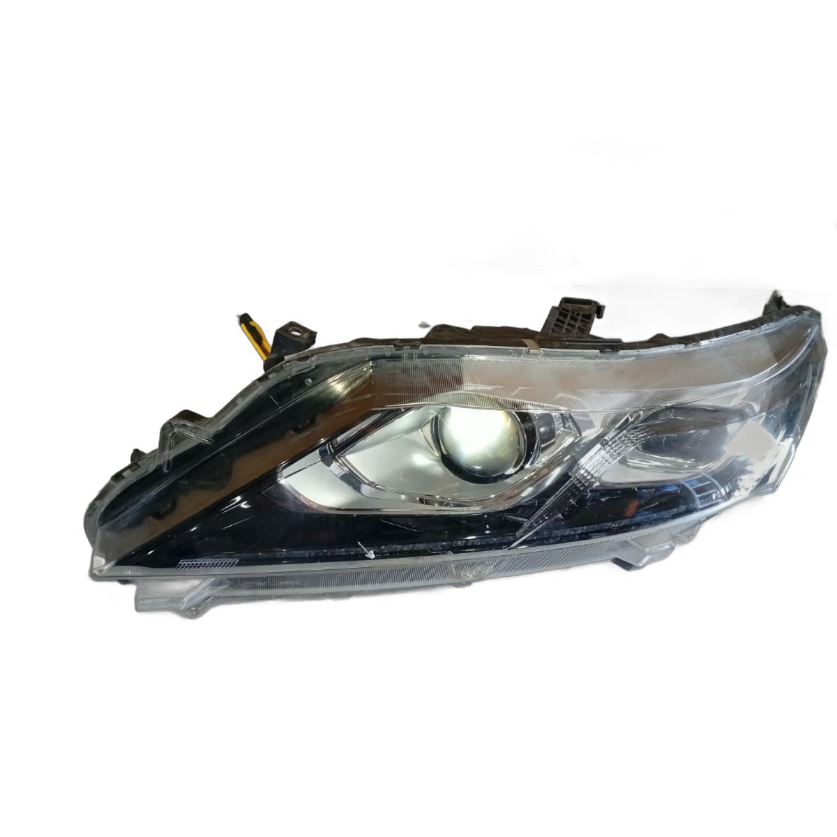 Farol Le Mitsubishi Eclipse Cross 2019 A 2022 Com Avaria - Imagem 6