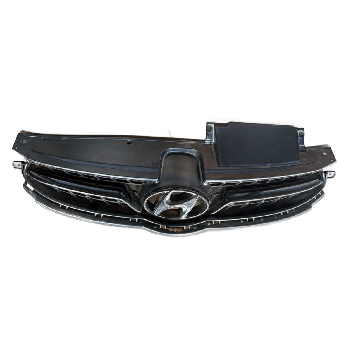 Grade Hyundai Elantra 2012 a 2015 Original Usada - Imagem 3
