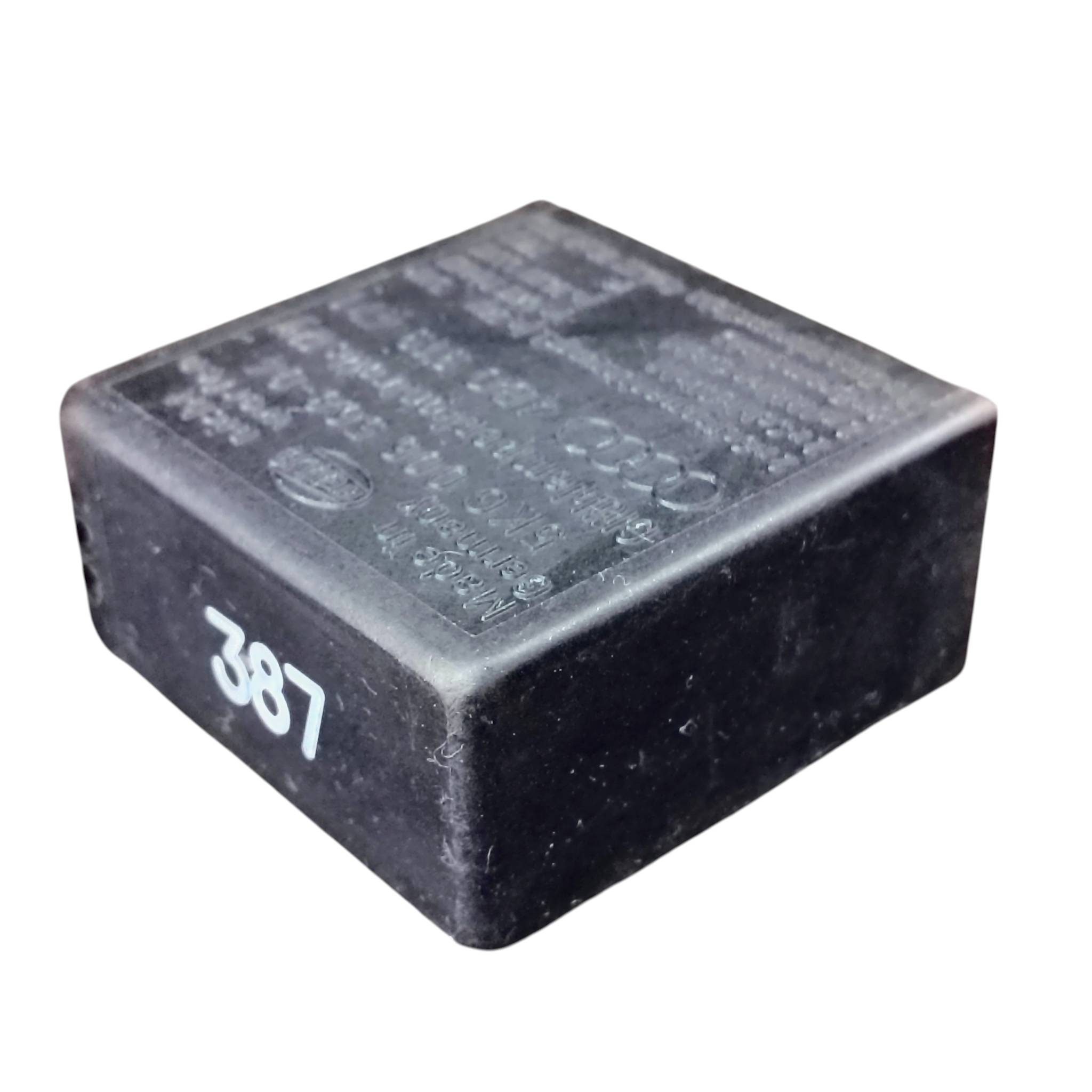 MÓDULO RELÉ CONTROLE LUZES AUDI A3 A4 A6 4B0919471 ORIGINAL - Imagem 3