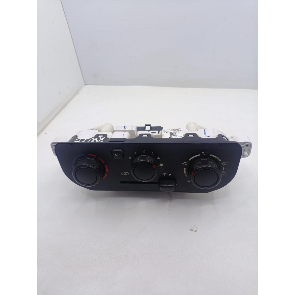 Comando do Ar Condicionado Renault Kwid 2024