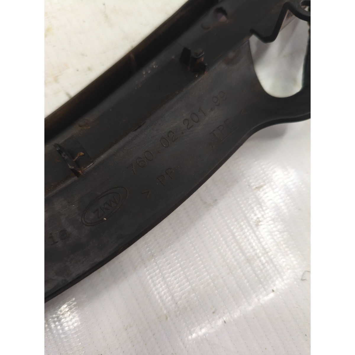 Borracha Farol Direito Porsche Macan 2014 A 2018 7600220199 - Imagem 3