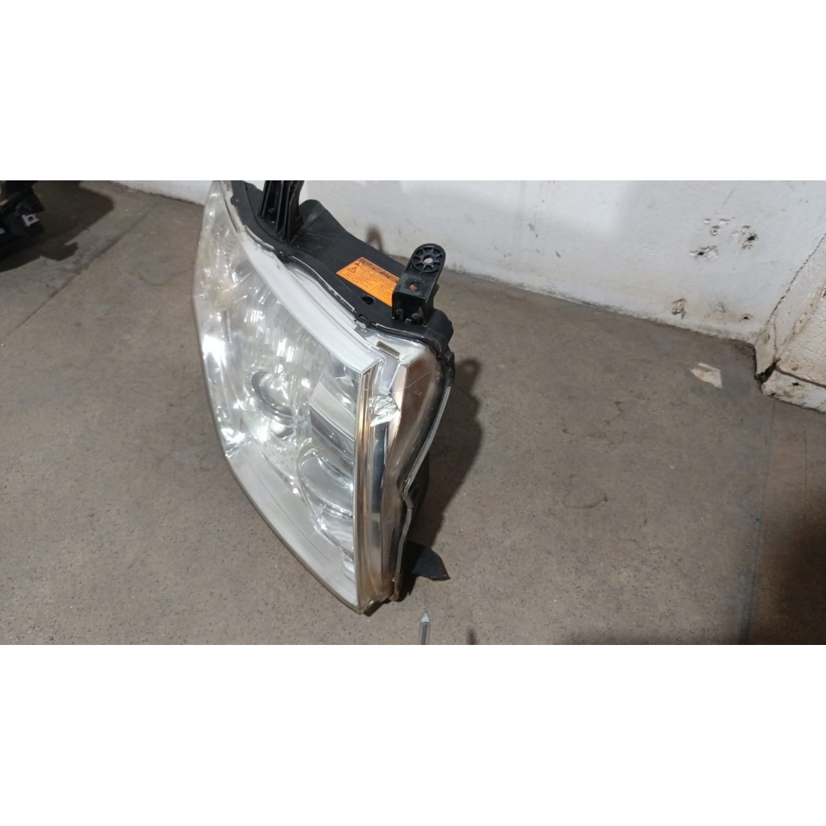 Farol Direito Mitsubishi Pajero Full Xenon 2008-2021 - Imagem 6