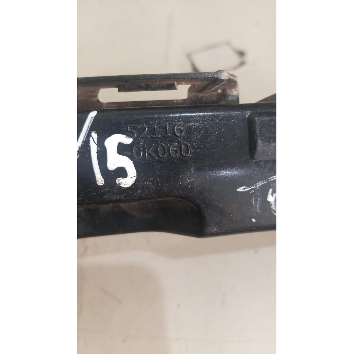 Guia Esquerdo Do Para-Choque Dianteiro Hilux 12/15 - Imagem 3