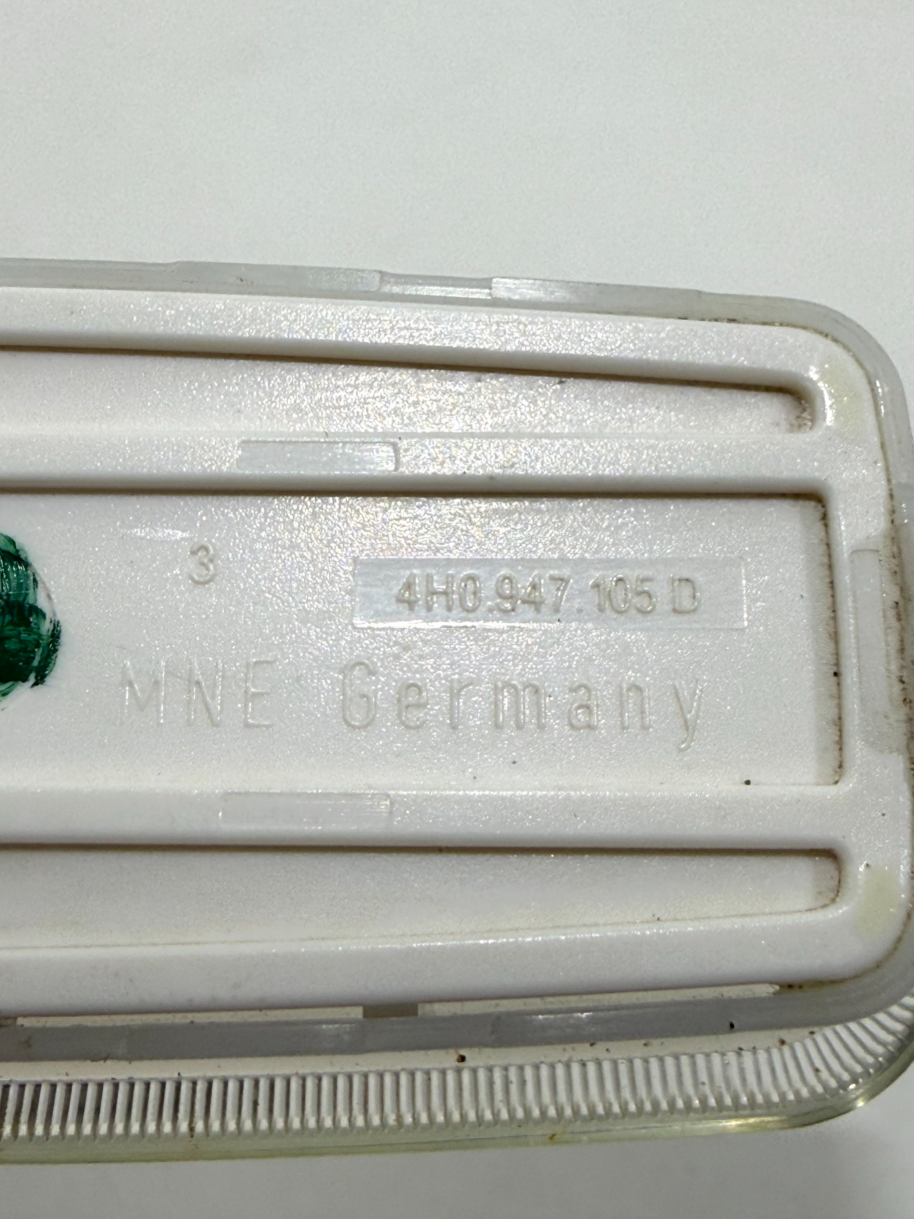Luz De Cortesia Teto Audi A3 Sedan 4H0947105D - Imagem 5