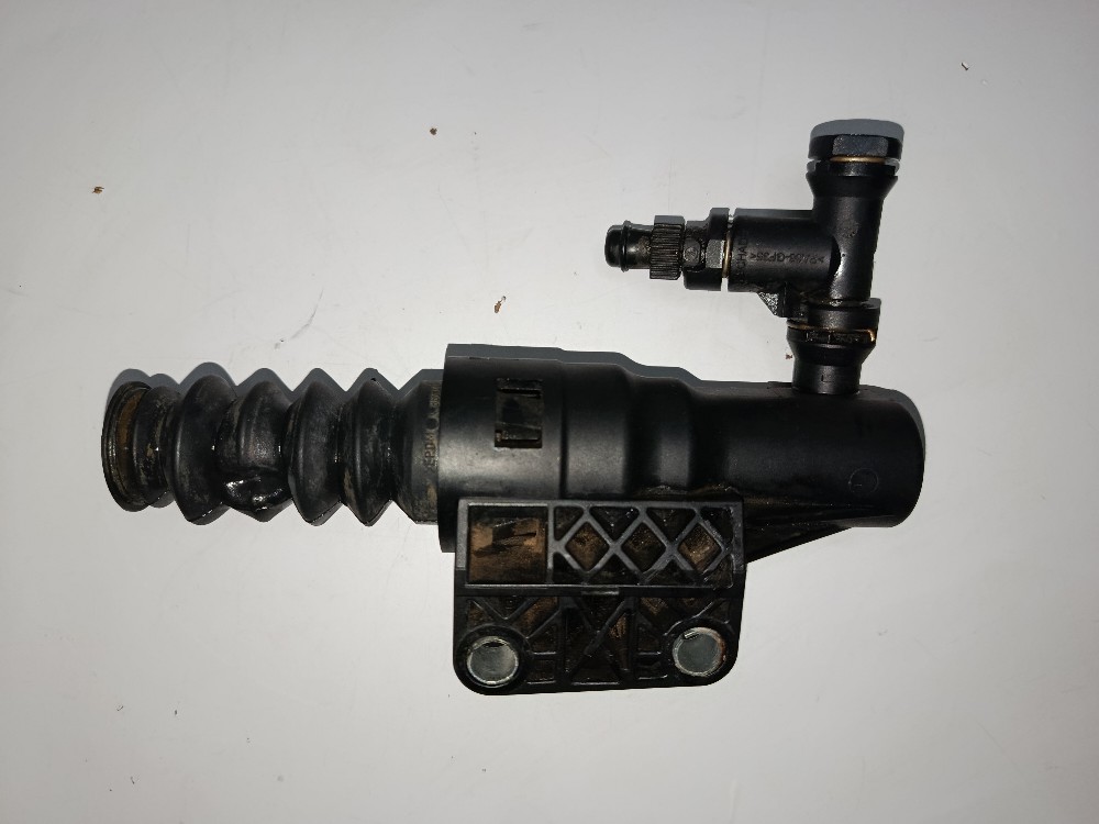 CILINDRO ATUADOR EMBREAGEM FIAT ARGO DOBLO CRONOS USADO - Imagem 3