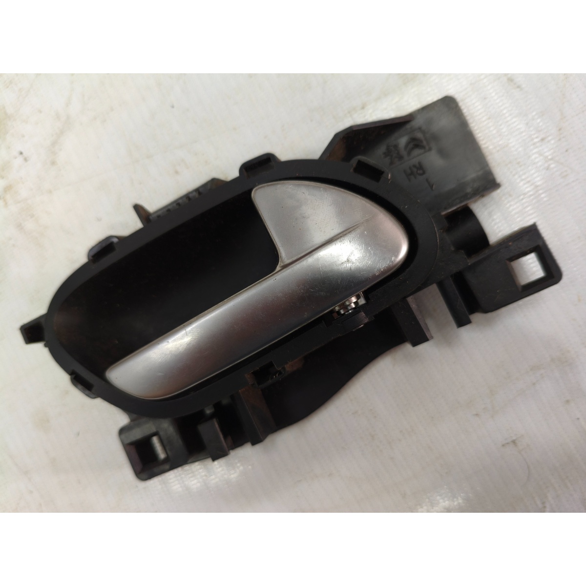 Macaneta Interna Peugeot 208 2008 C4 Cactus 17/25 E1206289 Preto - Imagem 3
