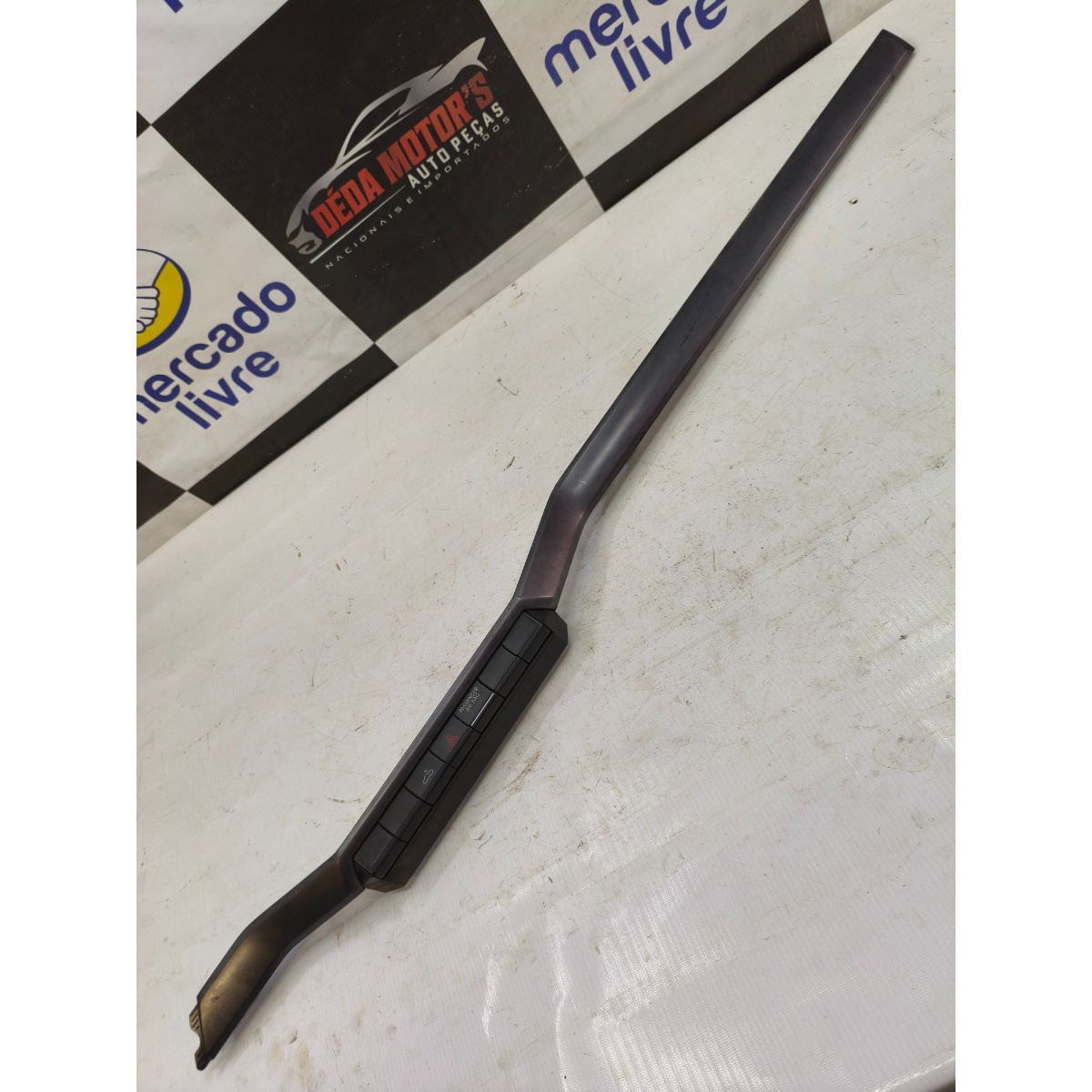 Moldura Painel Central C/Botões Amarok V6 17 A 24 2H3857116 - Imagem 2