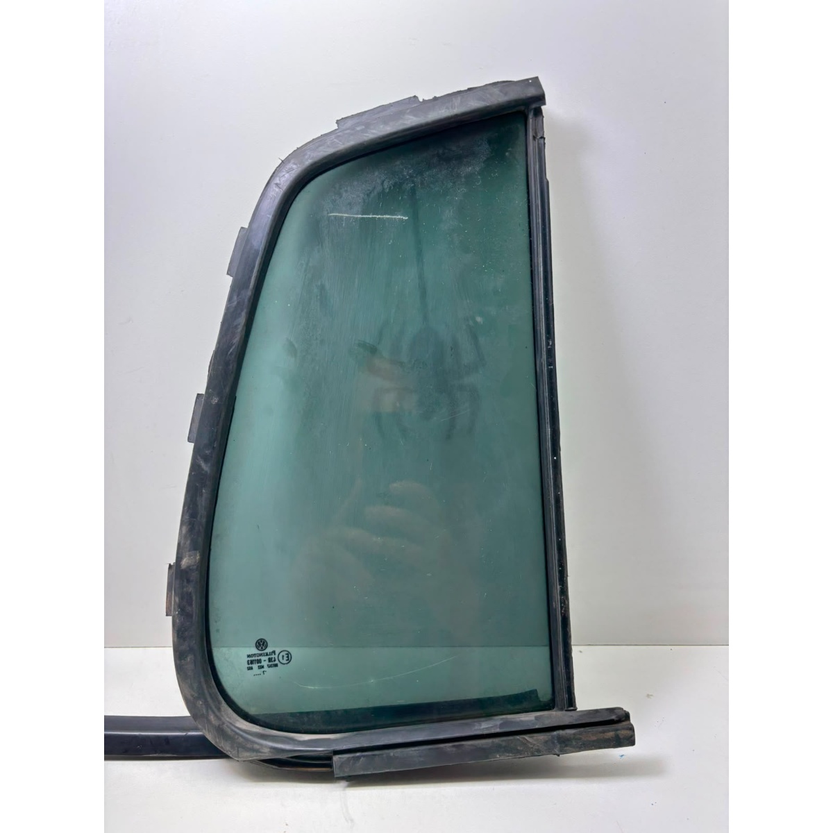 Vidro Fixo Traseiro Esquerdo Vw Fox 2003 A 2010 Original Verde/temperado