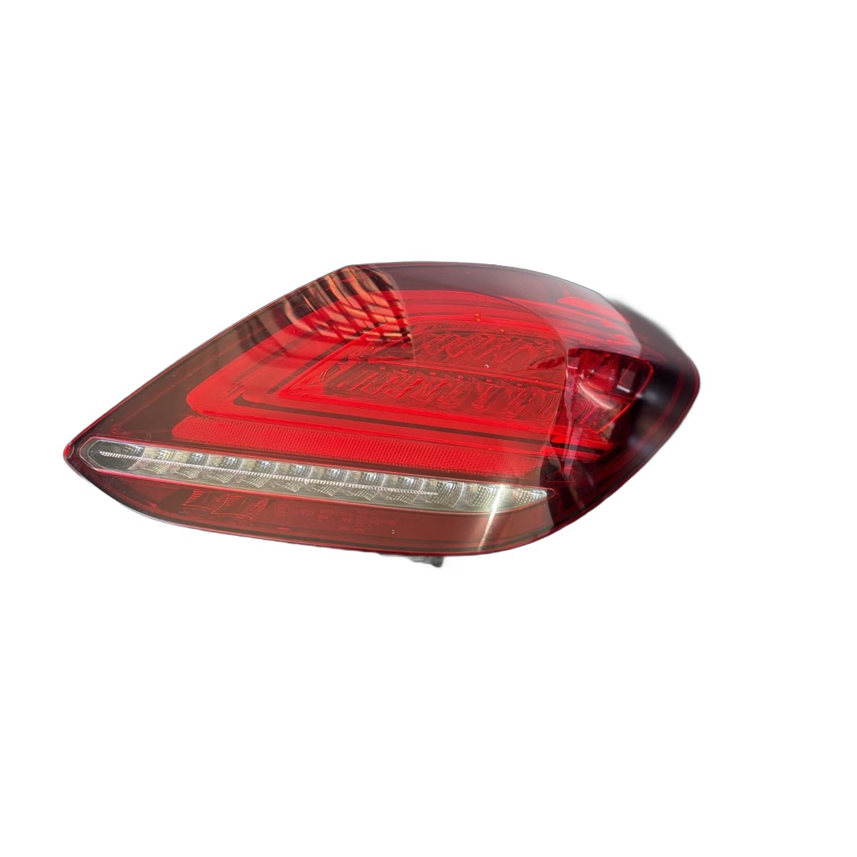 Lanterna Da Mercedes C180 C200 2015 2016 2017 2018 Direita Direito/passageiro Vermelho - Imagem 4