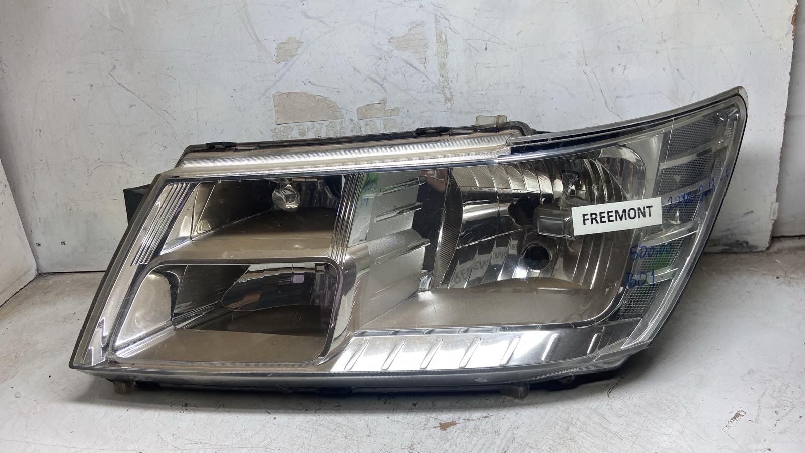 Farol Freemont 2012 A 2018  Lado Esquerdo