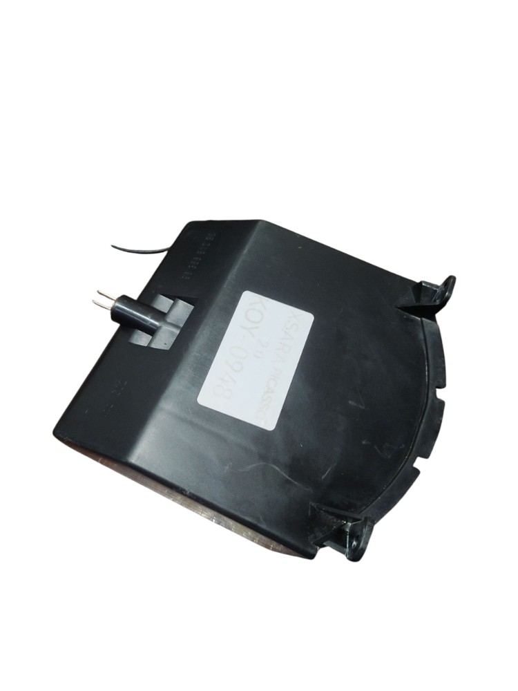 Carcaça Cinzeiro Painel Citroen Xsara Picasso 963565120 - Imagem 3