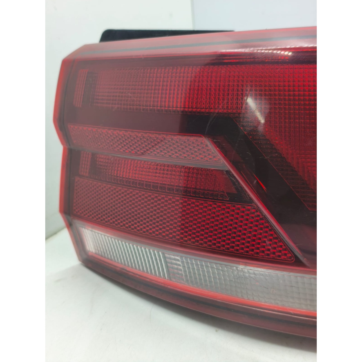 Lanterna Carroceria Direita Vw Virtus 2021 Orig L90129476 Direito/passageiro Vermelho - Imagem 3