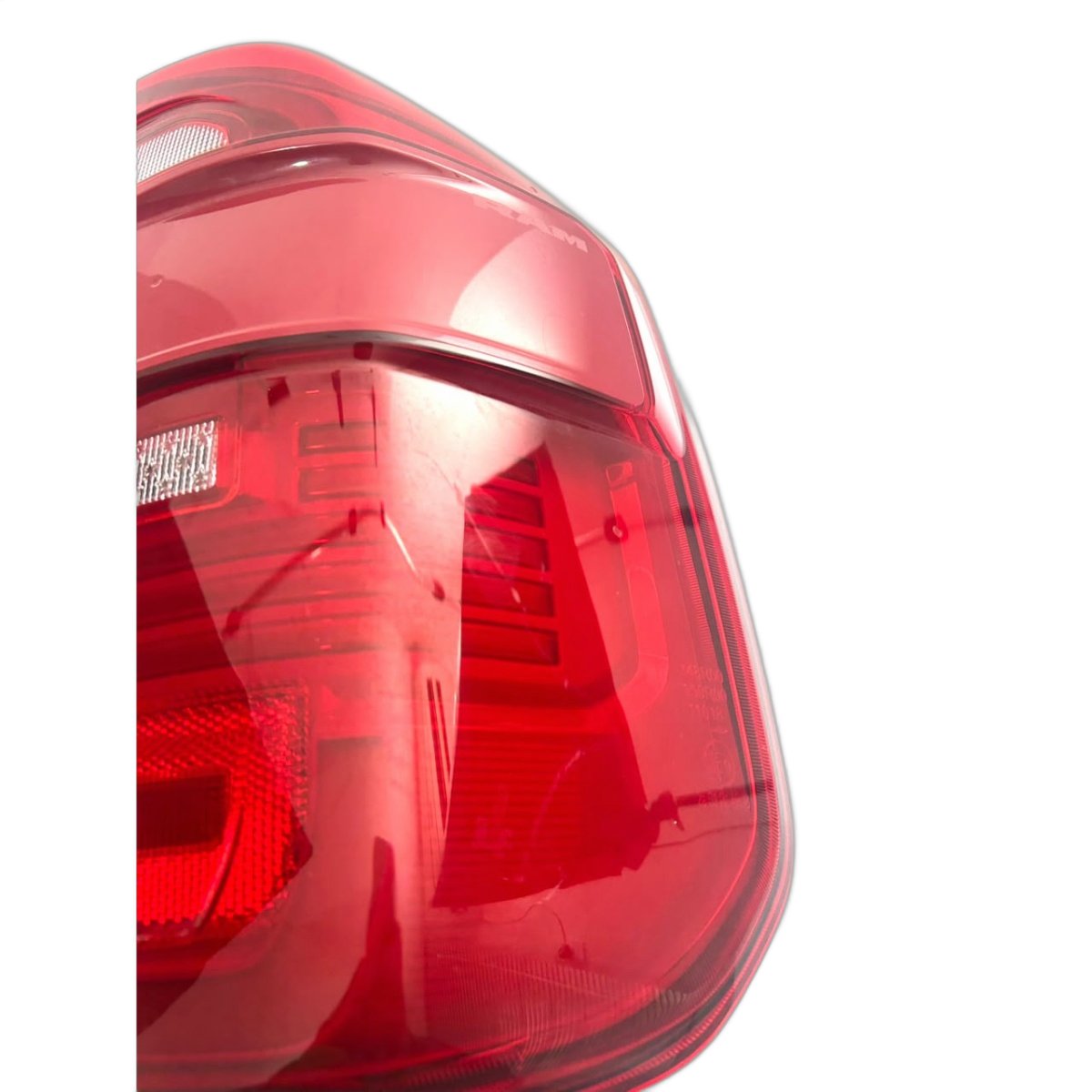 Lanterna Traseira Direita RAM Rampage Rebel 2023 e 2024 - Imagem 8