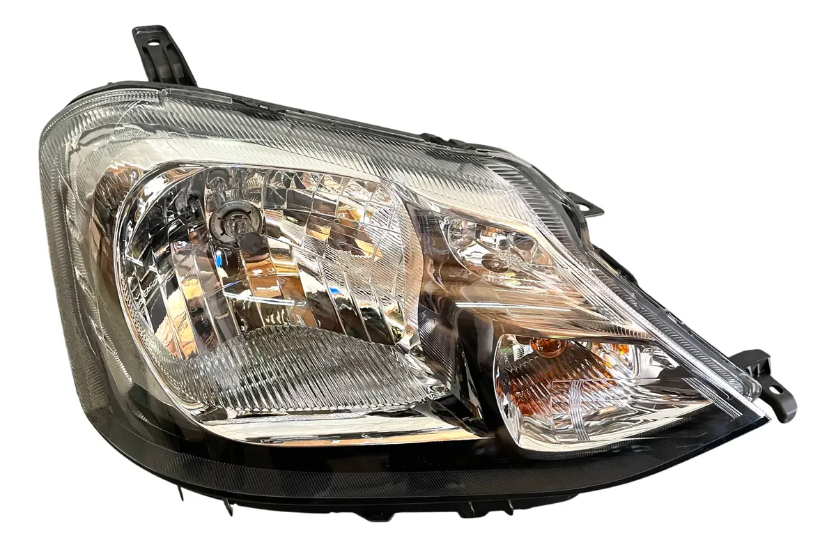 Farol Etios Mascara Negra 2017 Direito - Imagem 1