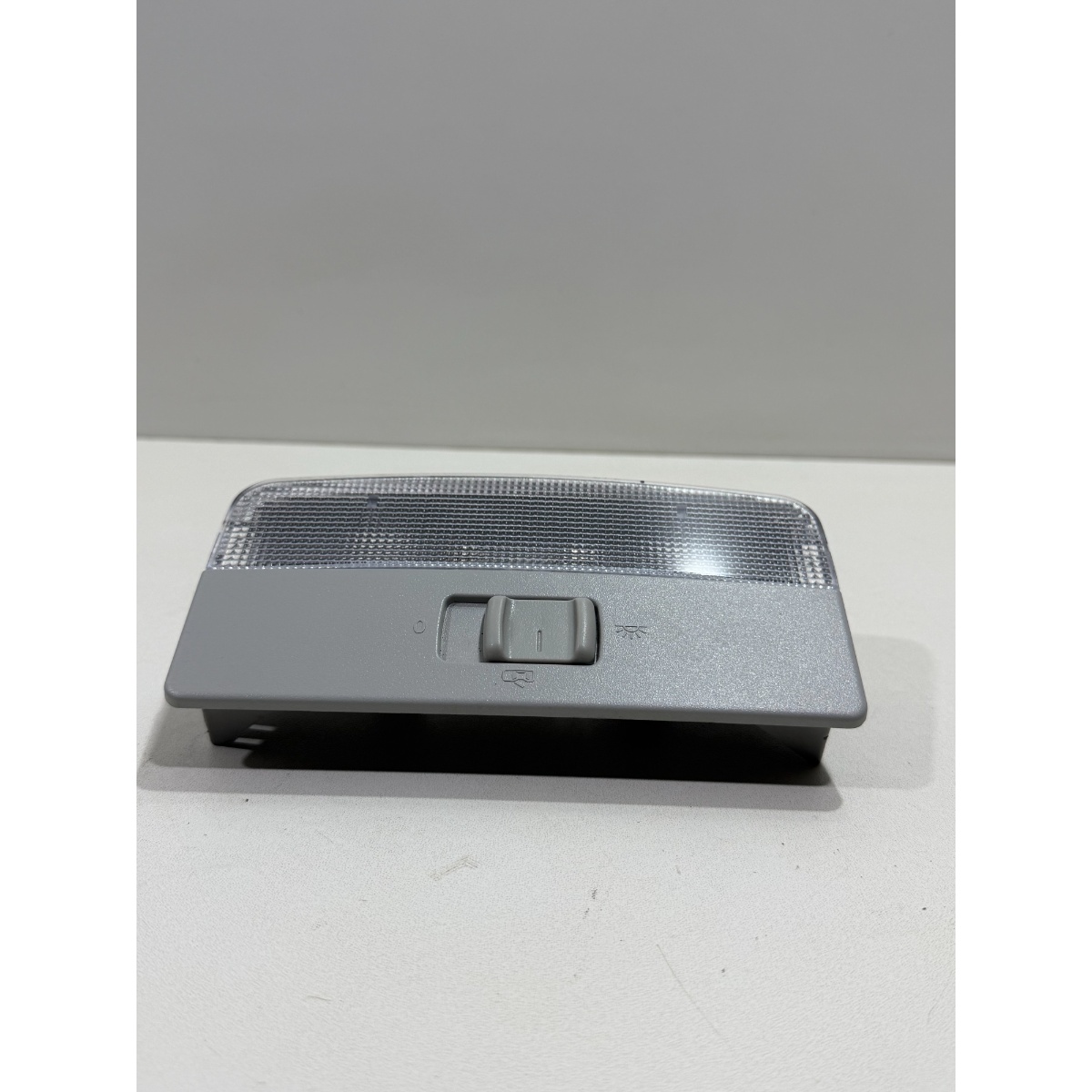 Luz Teto Cortesia Volkswagen Polo Track 2025 (usado) - Imagem 2