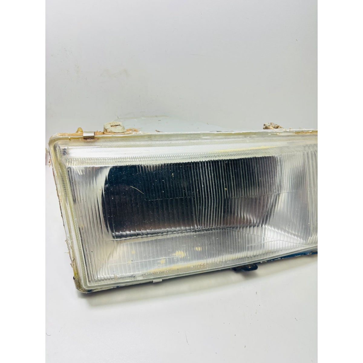 Par de Farol para Volkswagen Santana e Quantum 1991-1997 - Imagem 12