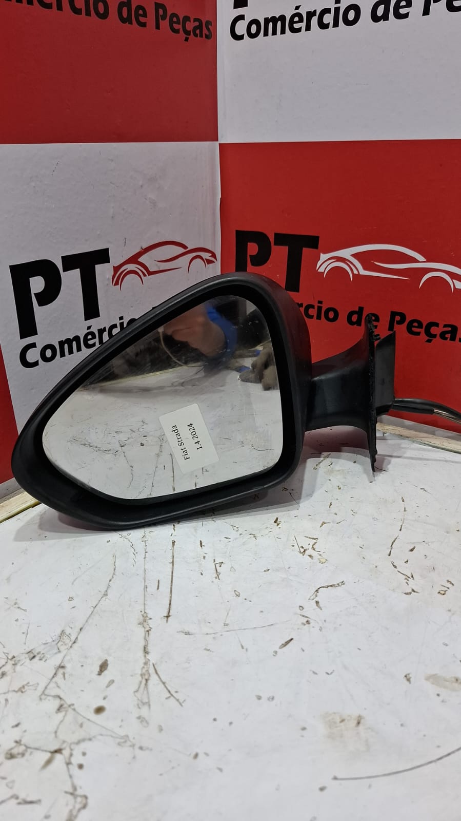 Retrovisor Fiat Strada 1.4 2024 lado esquerdo com pisca - Imagem 2
