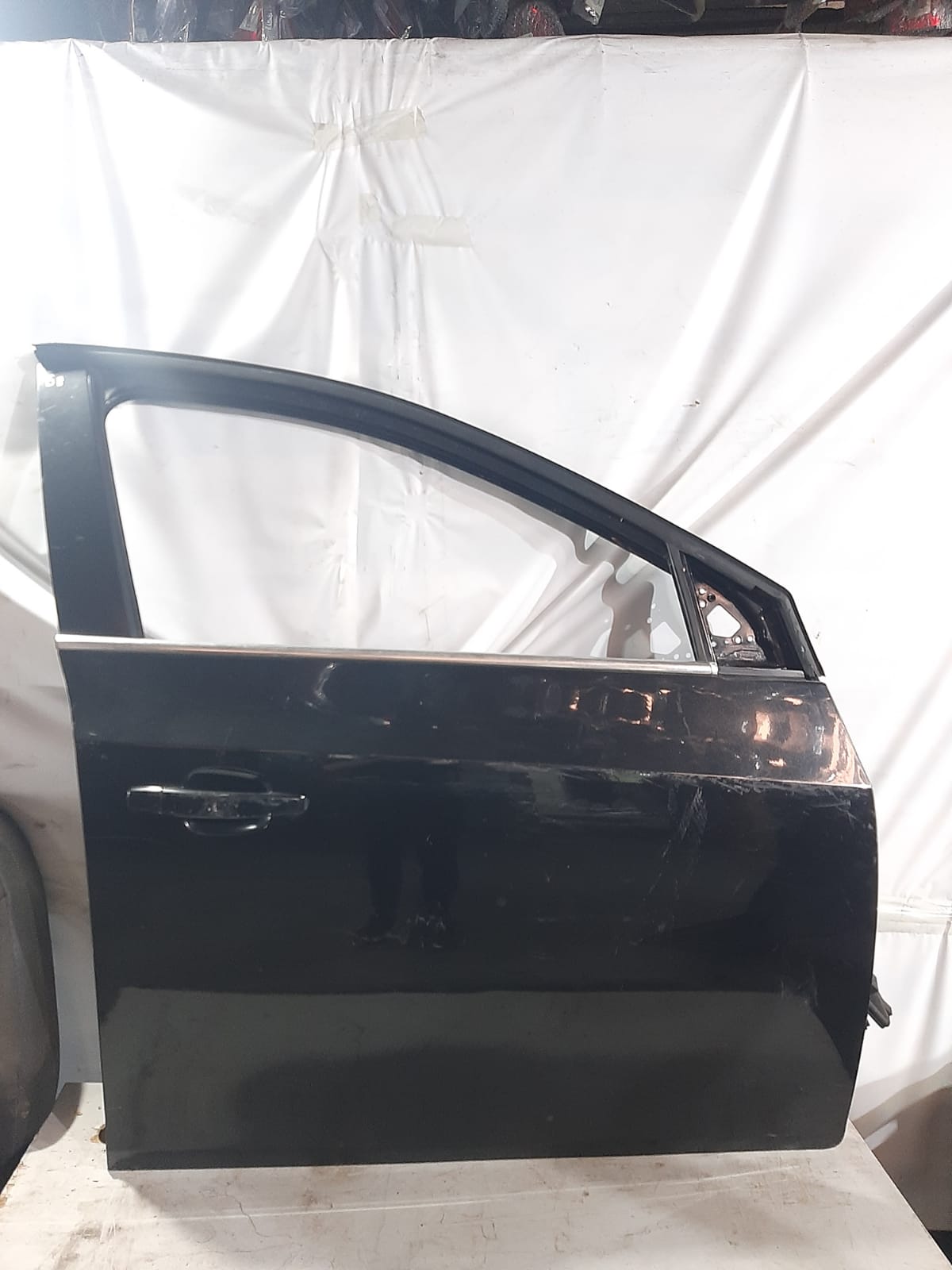 PORTA DIANTEIRA CRUZE LADO DIREITO (PRETO)