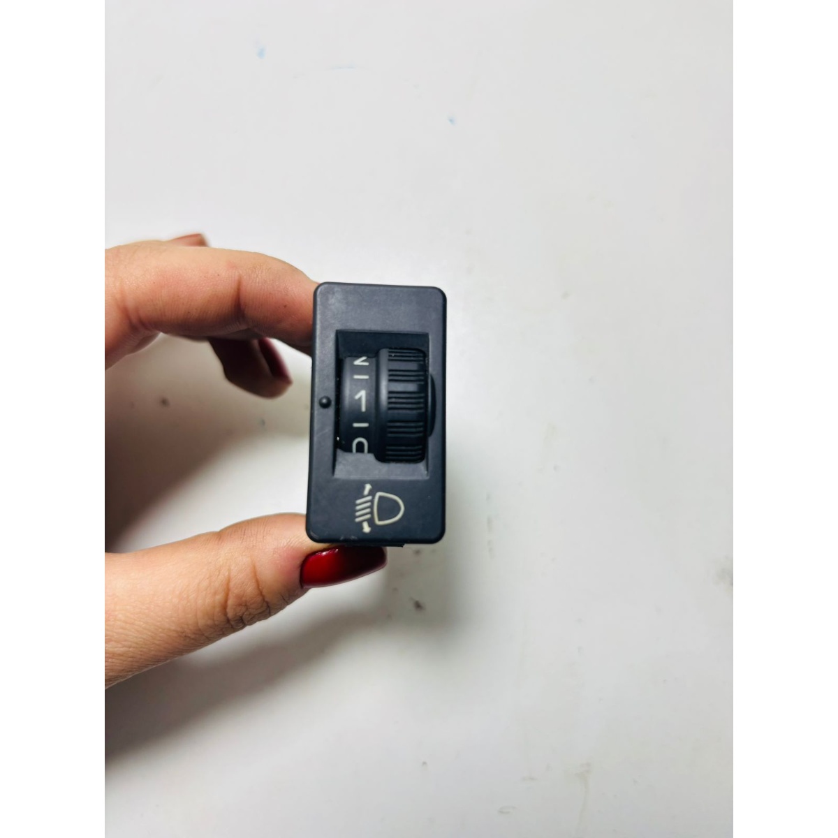 Botão Regulagem Altura Farol Citroen 96384422 - Imagem 3