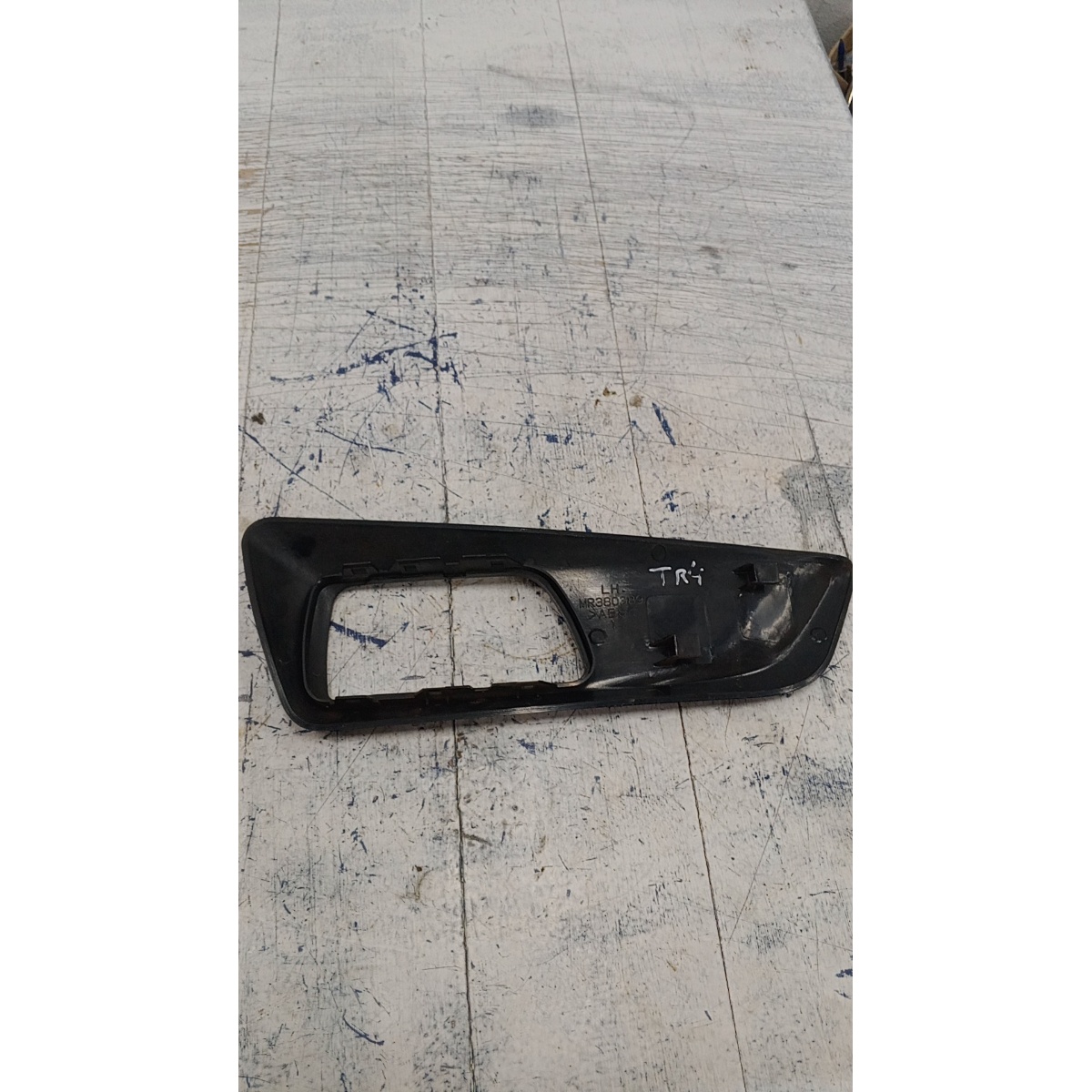 Moldura Maçaneta Interna Dianteira Direita Tr4