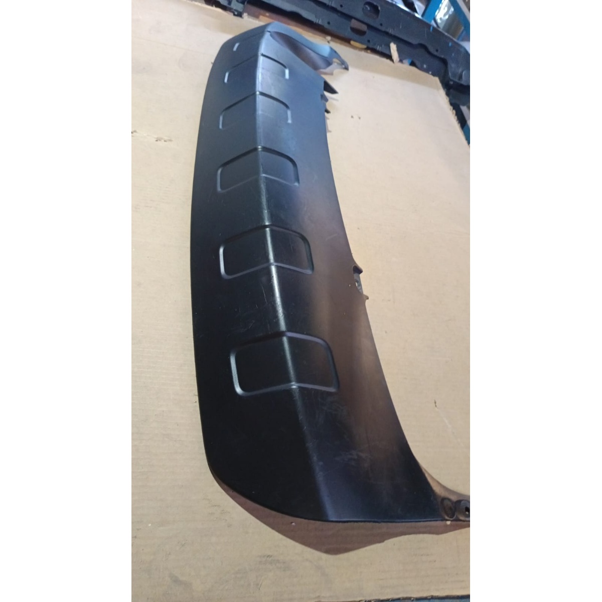 Aplique Para-Choque Traseiro Suzuki Sx4 2009 A 2012 - Imagem 2
