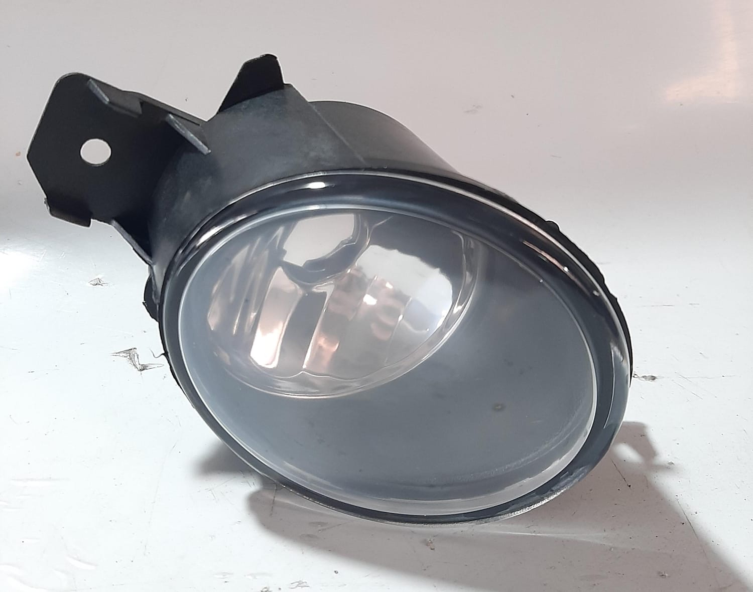 FAROL AUXILIAR CLIO 2003/2006 LISO LADO DIREITO