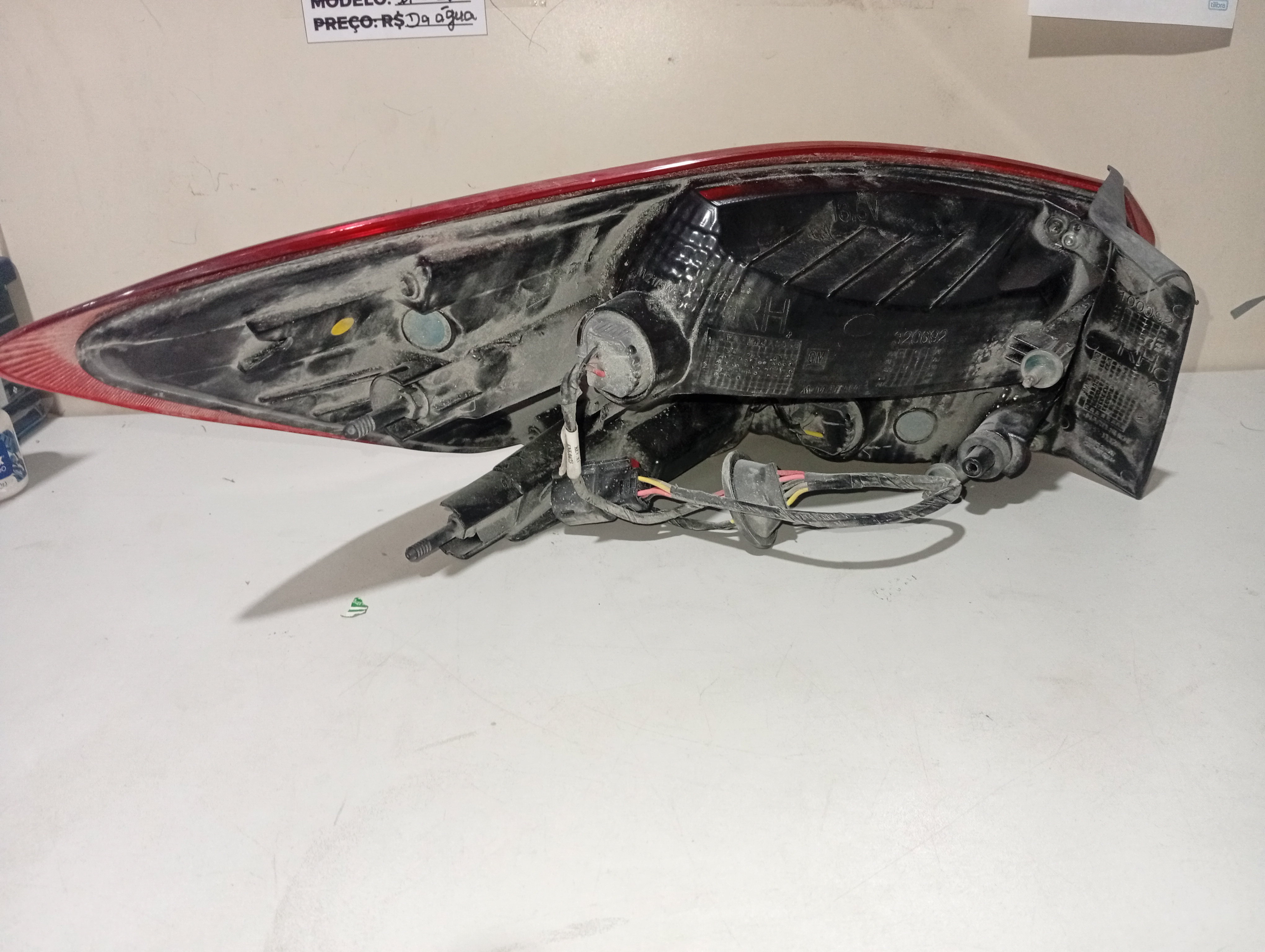 Lanterna Traseira CHEVROLET Onix Lado Direito - Imagem 3