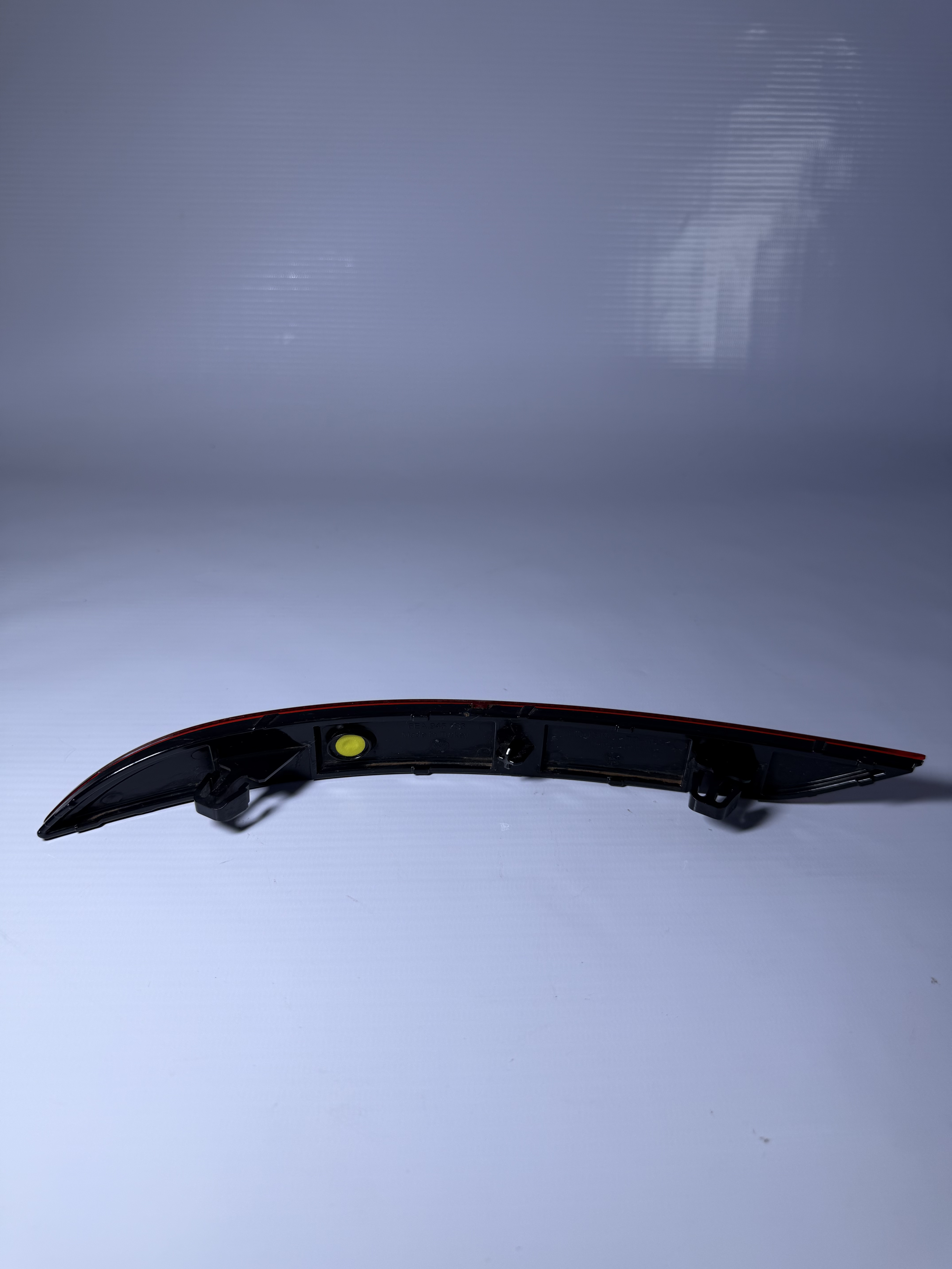 Refletor Parachoque Traseiro Direito Vw Polo 6EA945106 - Imagem 3