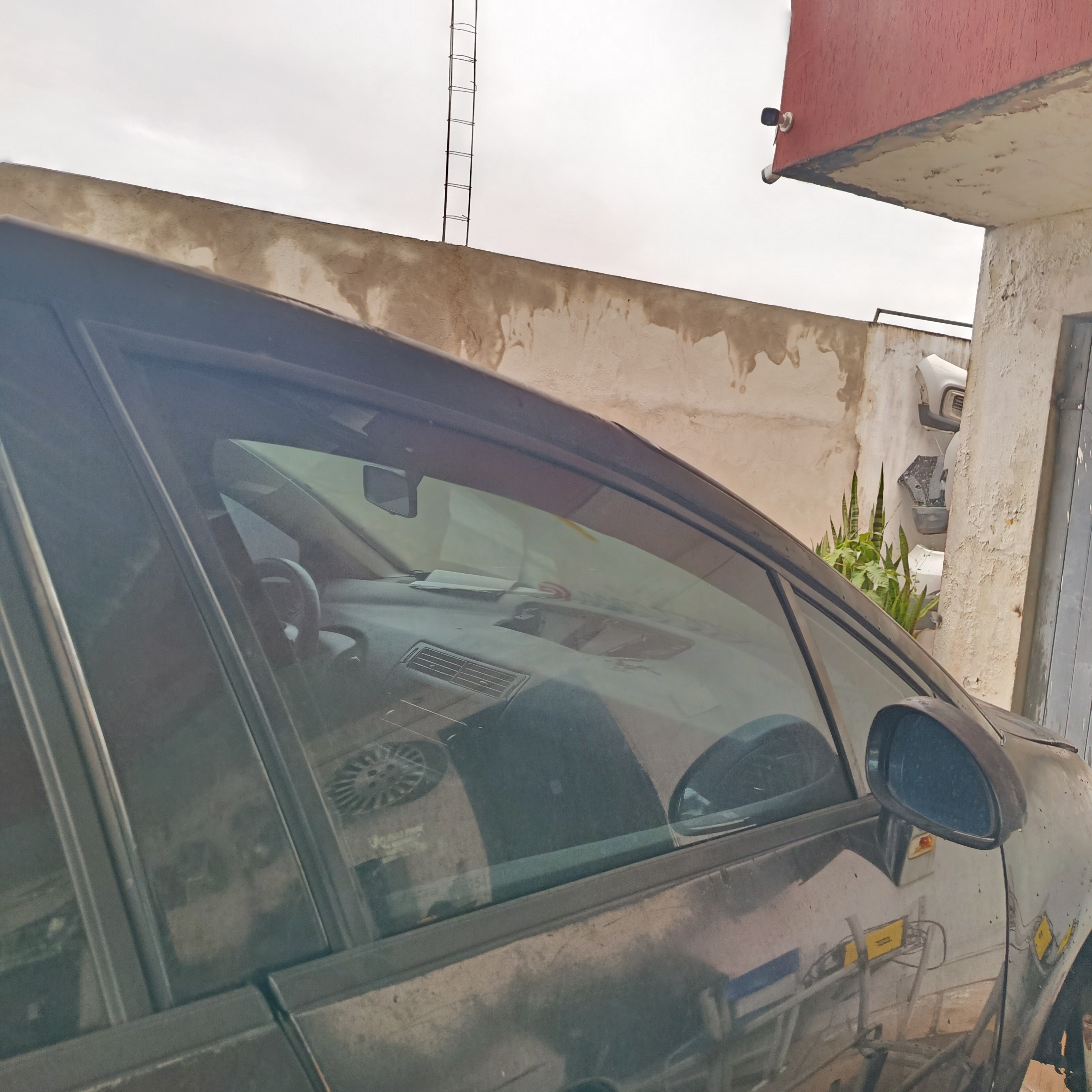 VIDRO PORTA DIANTEIR DIREIT CITROEN C4 PALLAS HATCH