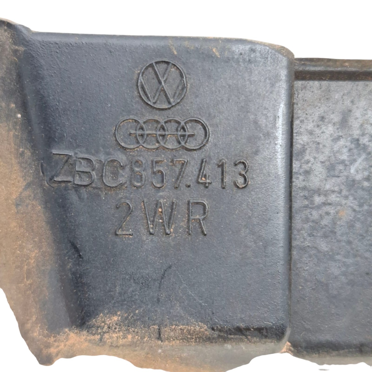 Cinzeiro Porta Traseira Santana 1984 À 1991 Zbc857413 - Imagem 3