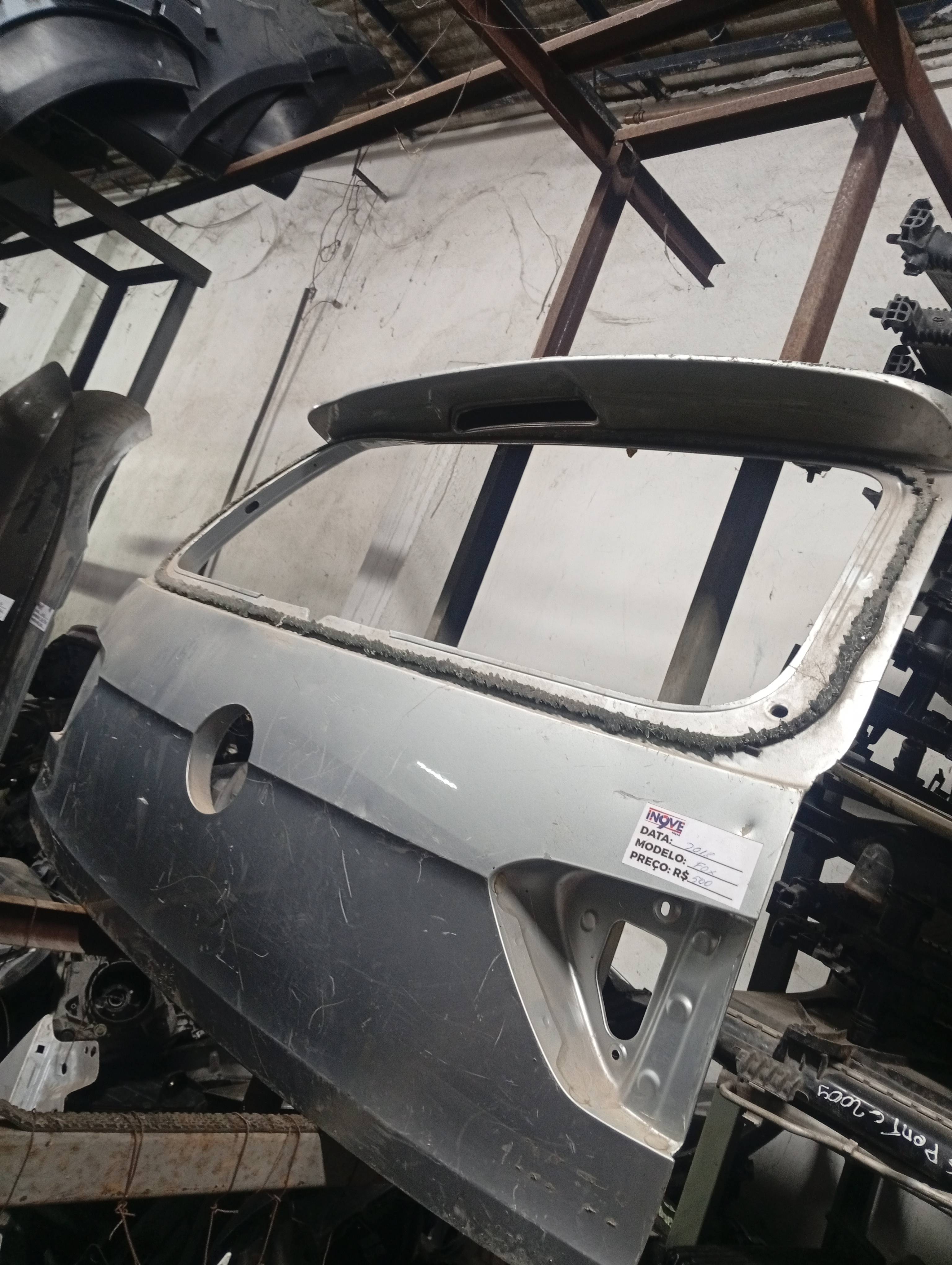 Tampa Traseira Volkswagen Fox 2016 a 2022 - Imagem 1