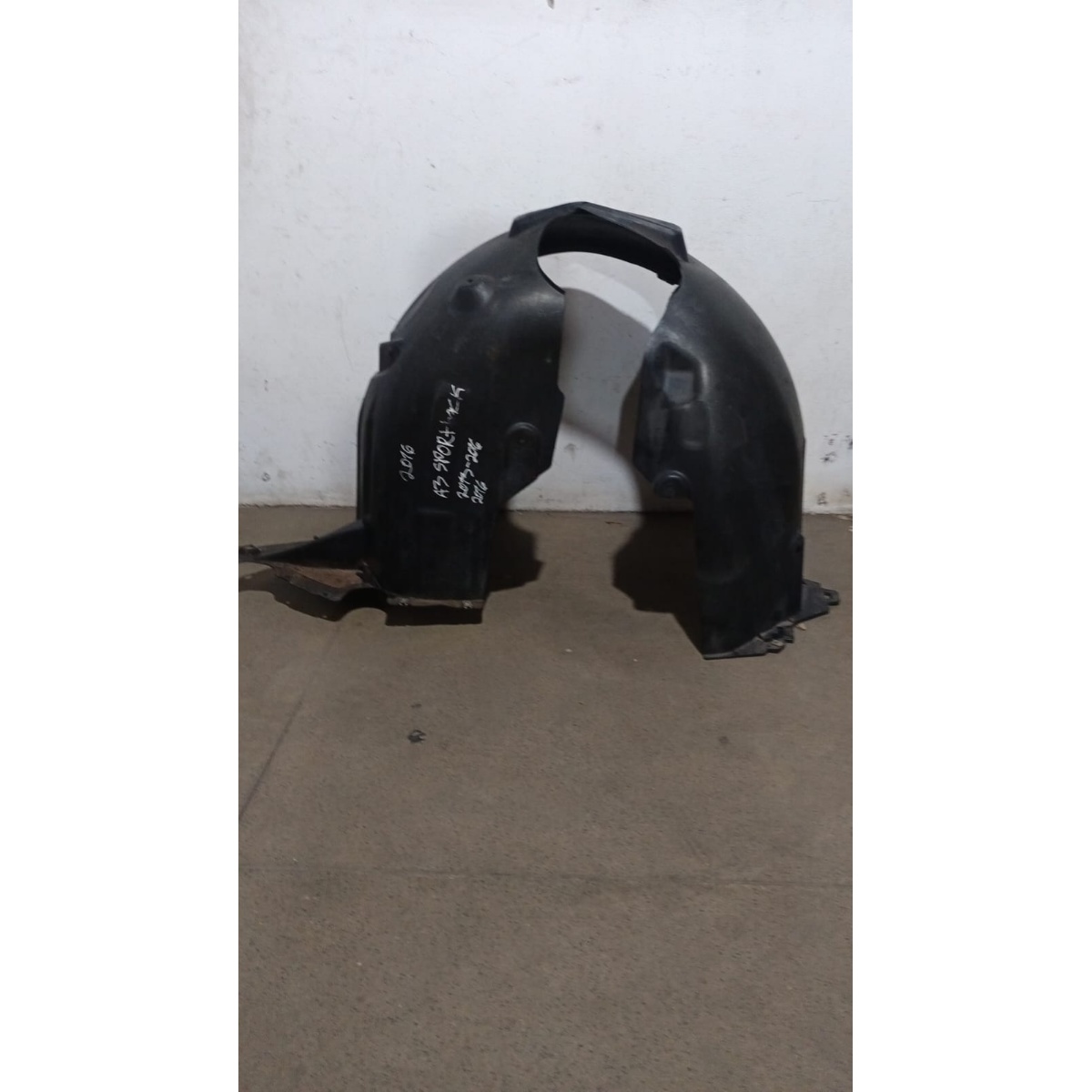 Para-Barro A3 Sport Back 2013 A 2016 Usado Original - Imagem 3