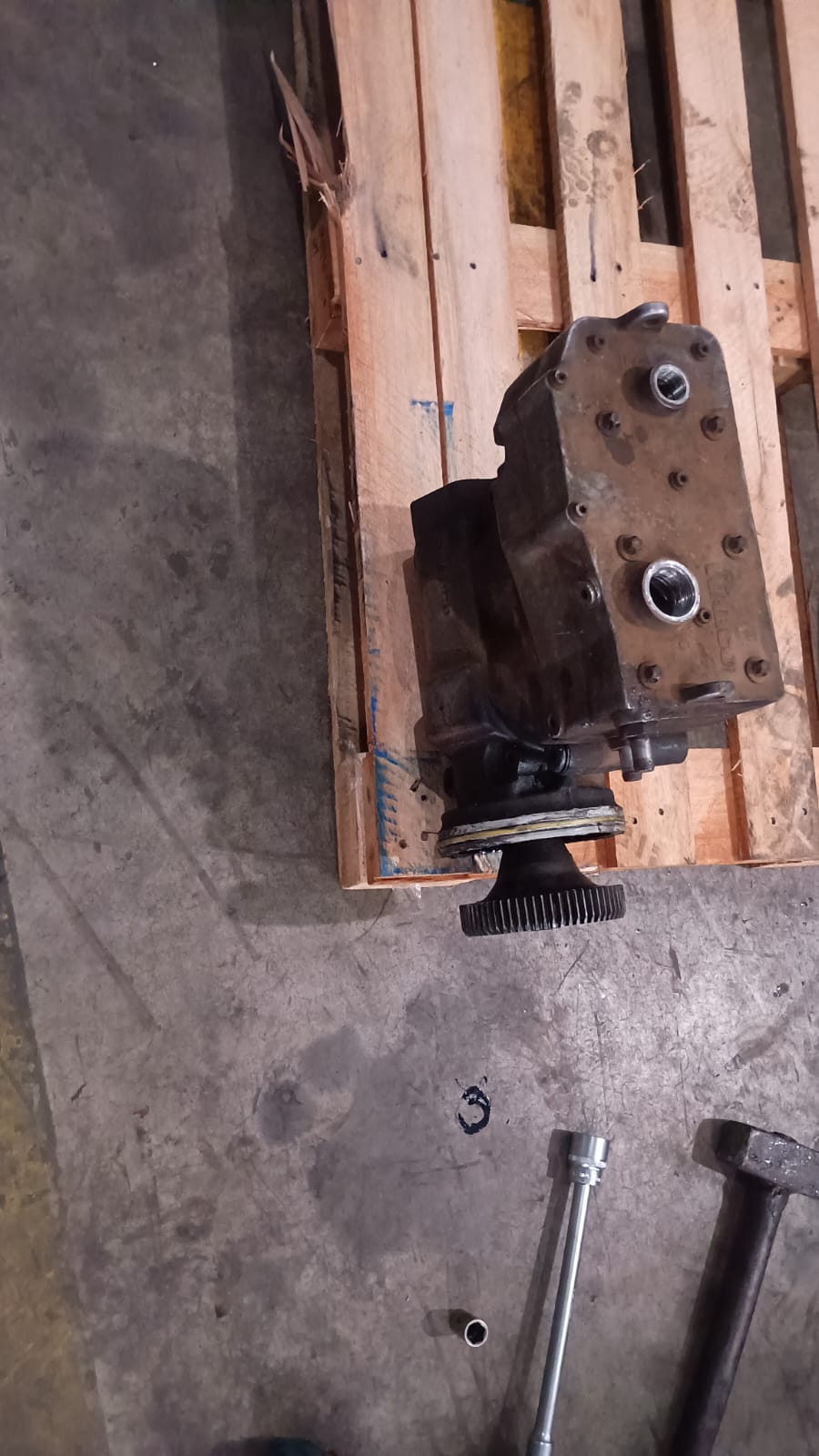 Compressor Wabco 1696197 + válvula alivio - Imagem 3