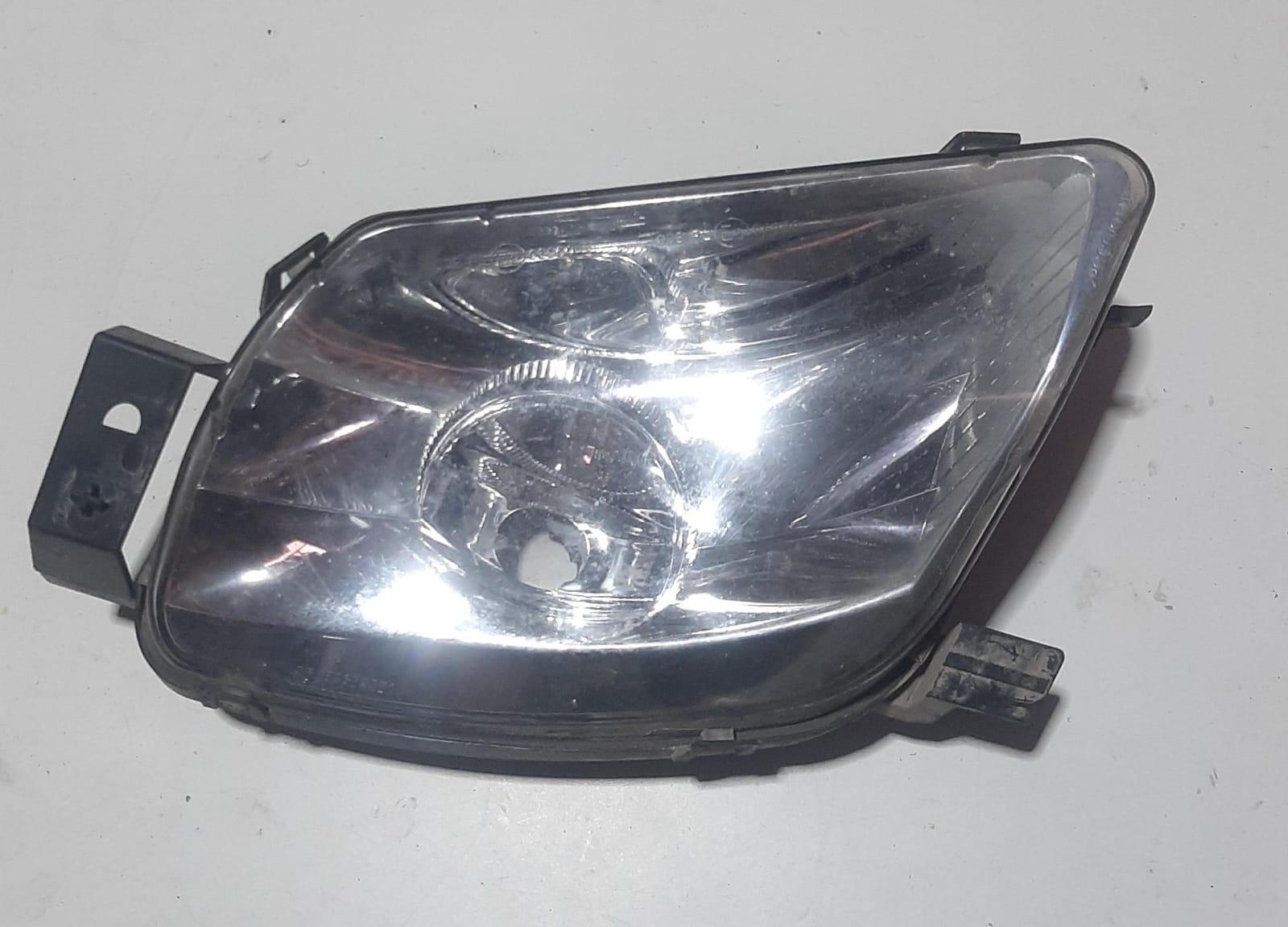 FAROL AUXILIAR PEUGEOT 308 2011/2014 LADO DIREITO USADO