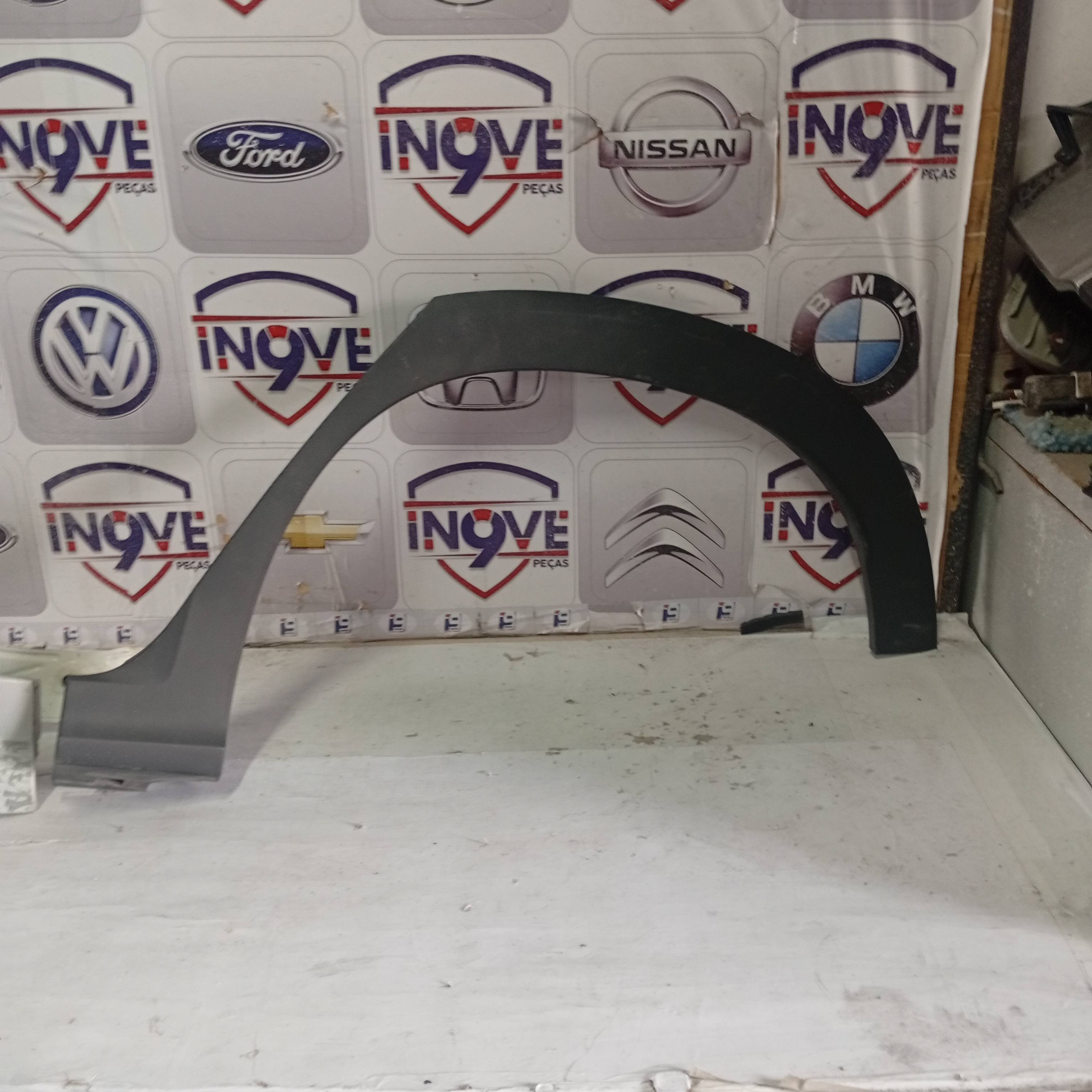 Moldura Lateral Traseira Esquerda VW Tera - Imagem 2