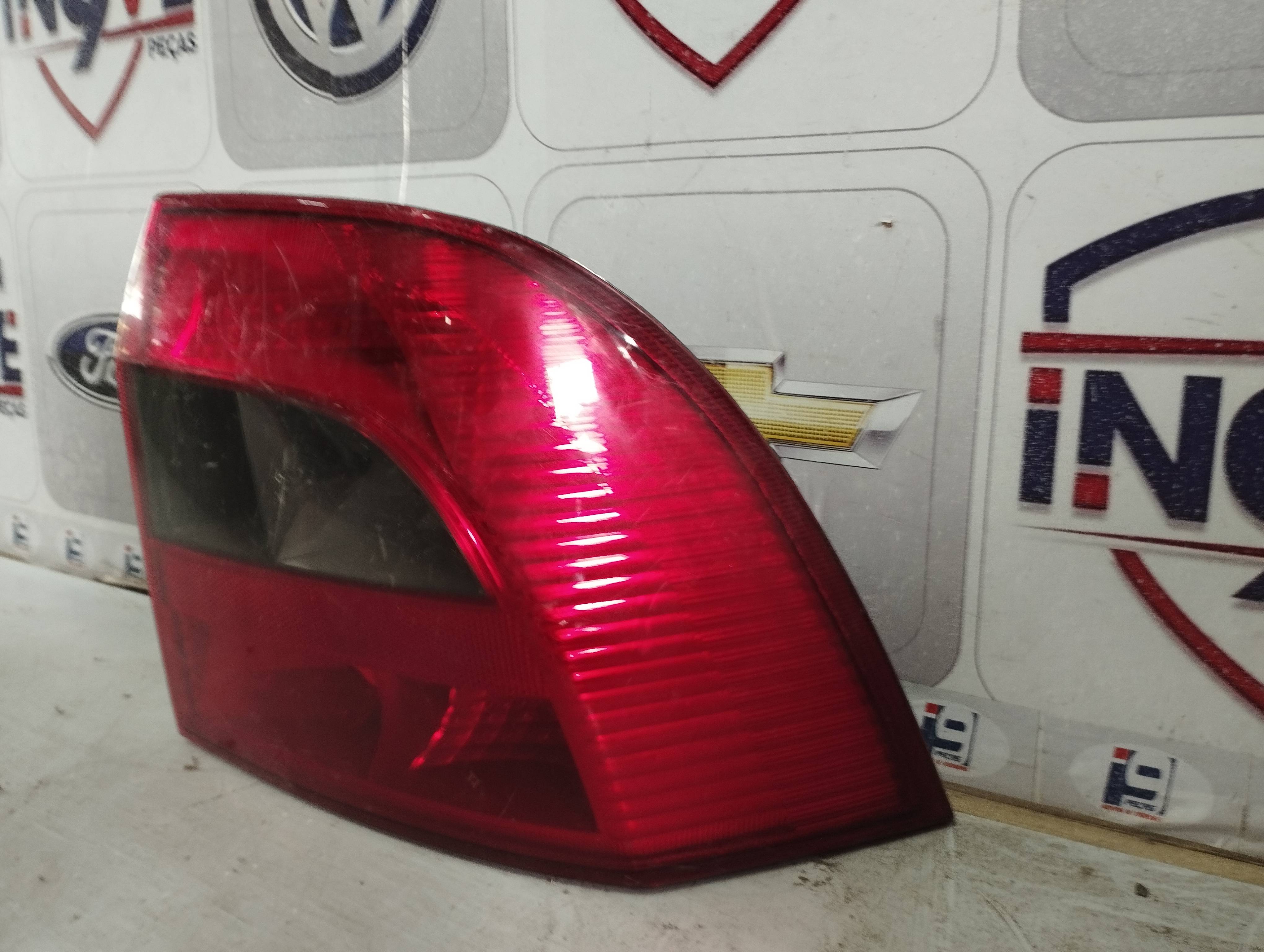 Lanterna Traseira Bicolor Vectra 2000-2005 - Imagem 2