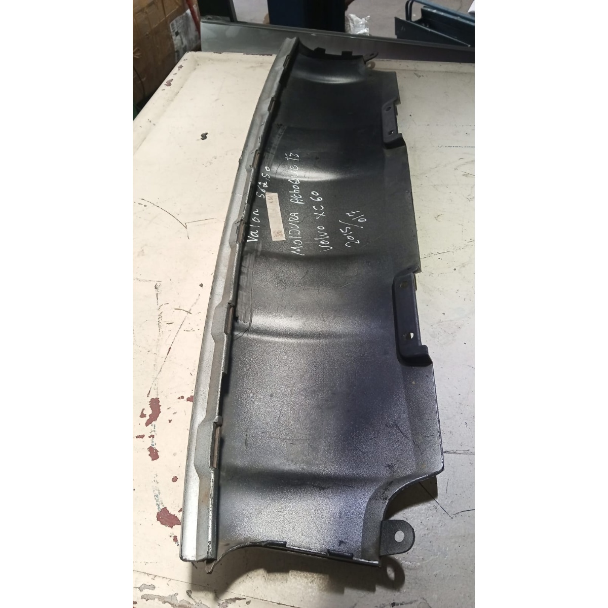 Moldura Para-Choque Traseiro Volvo Xc60 15/17 - Imagem 2