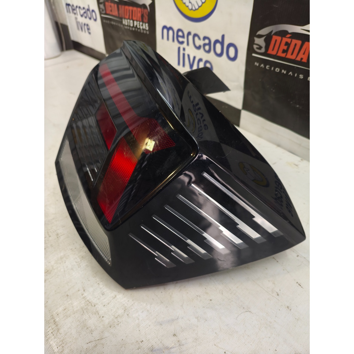 Lanterna Traseira Direita Polo Track Mpi Tsi 23 A 26 6Ea9450 - Imagem 2