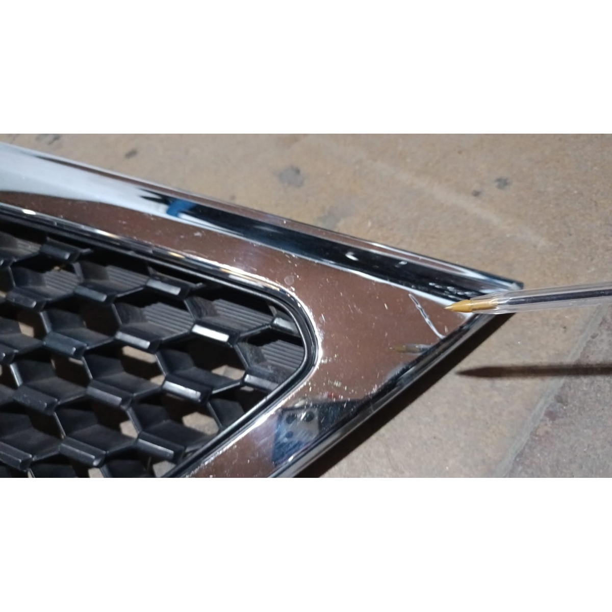 Grade Superior Dianteira Kia Sorento 2009-2013 Preto Cromado - Imagem 2