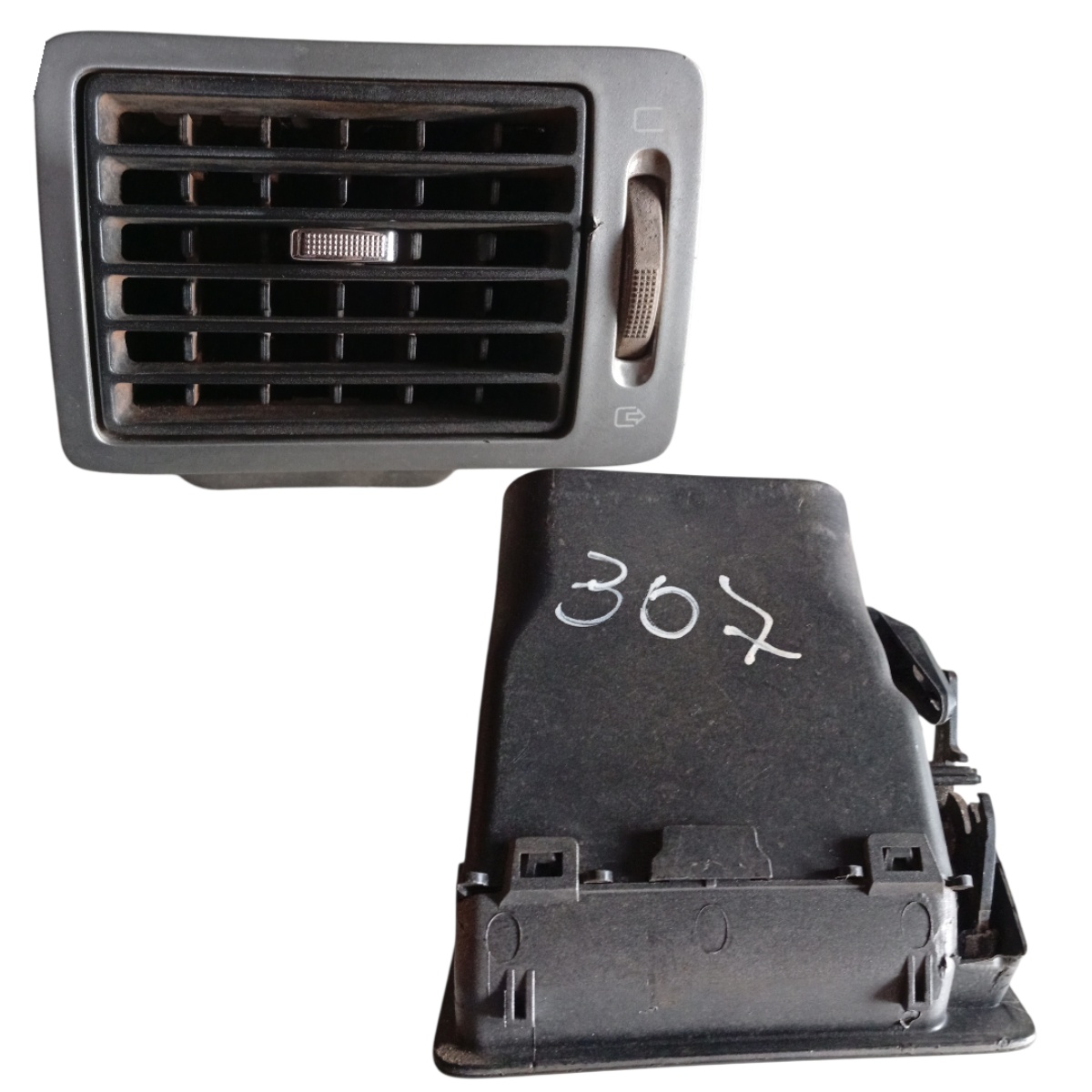 Difusor de Ar Lateral Direito Peugeot 307