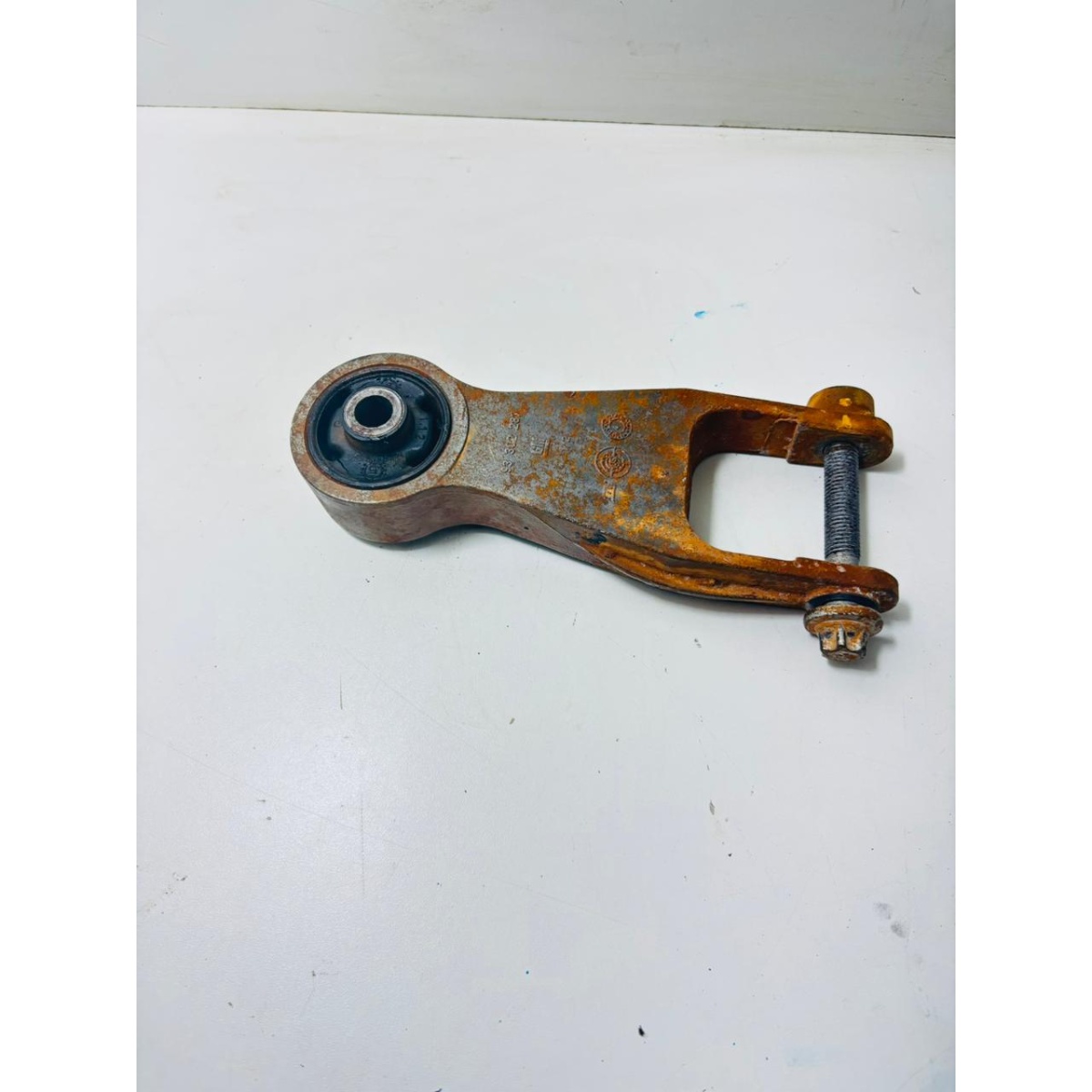 Coxim Câmbio Motor Traseiro Meriva Montana corsa 2002 A 2012 - Imagem 2