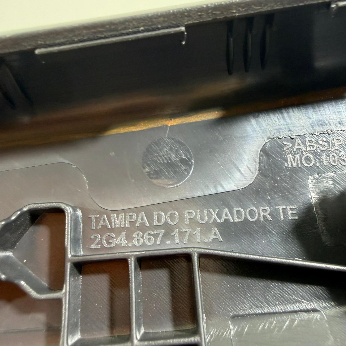 Acabamento Puxador Traseiro Esquerdo Volks Polo 2018 A 2022 Preto - Imagem 7