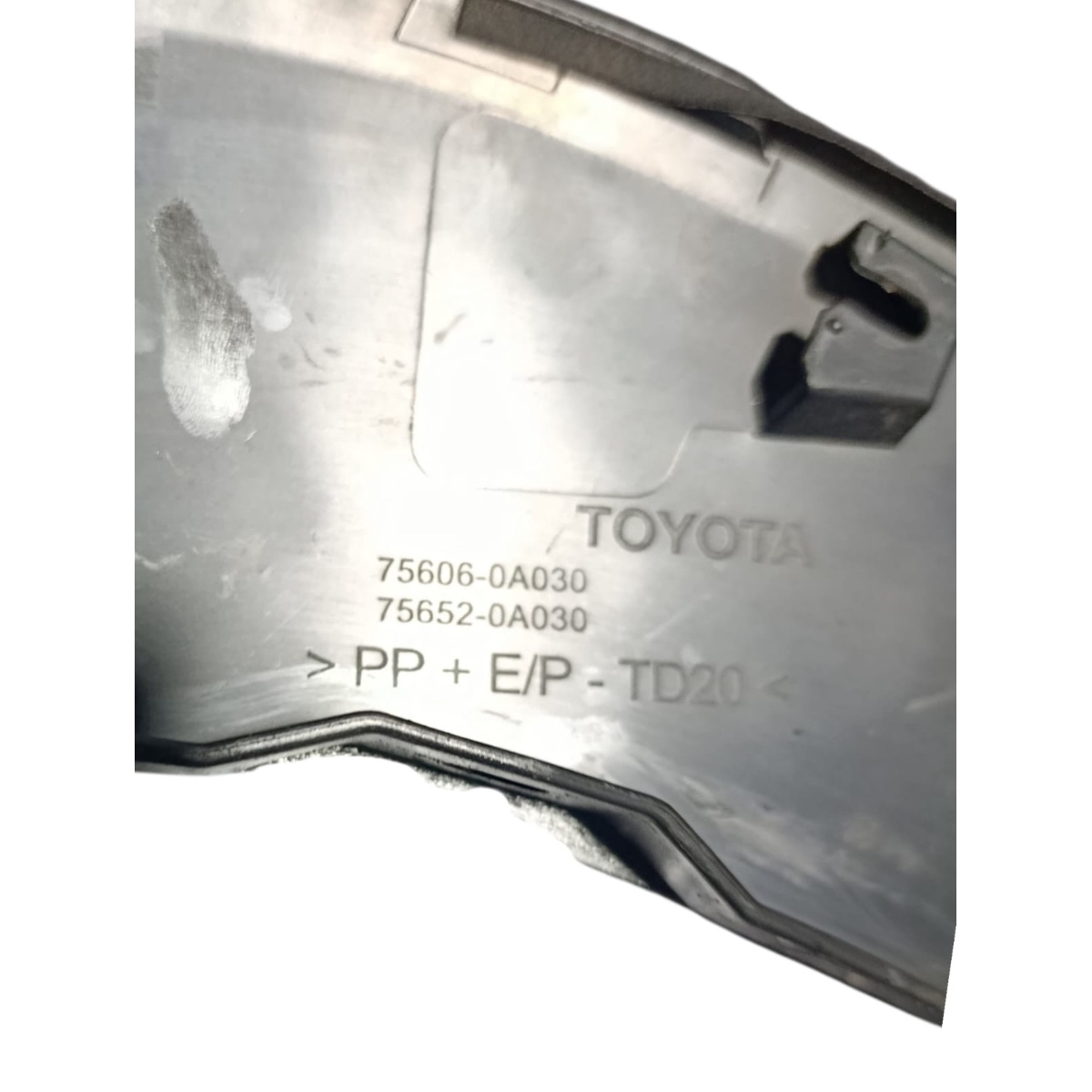 Moldura Paralama Traseiro Esquerdo Corolla Cross 2021/2024 - Imagem 10
