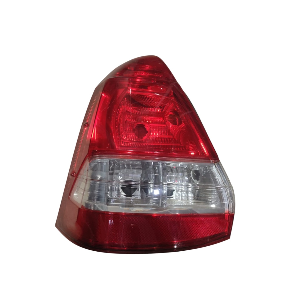Lanterna Traseira Etios L.e Sedan Arteb 2013/2016 Esquerdo/motorista Vermelho / Cristal