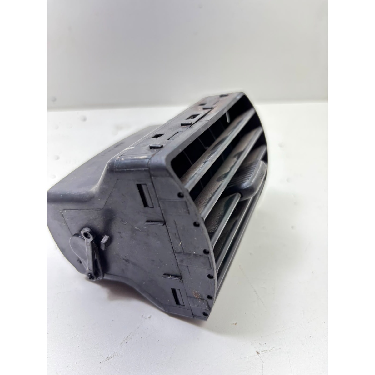 Difusor Ar Central L. Esquerdo Vw Fox Spacefox 2004-2022 - Imagem 3